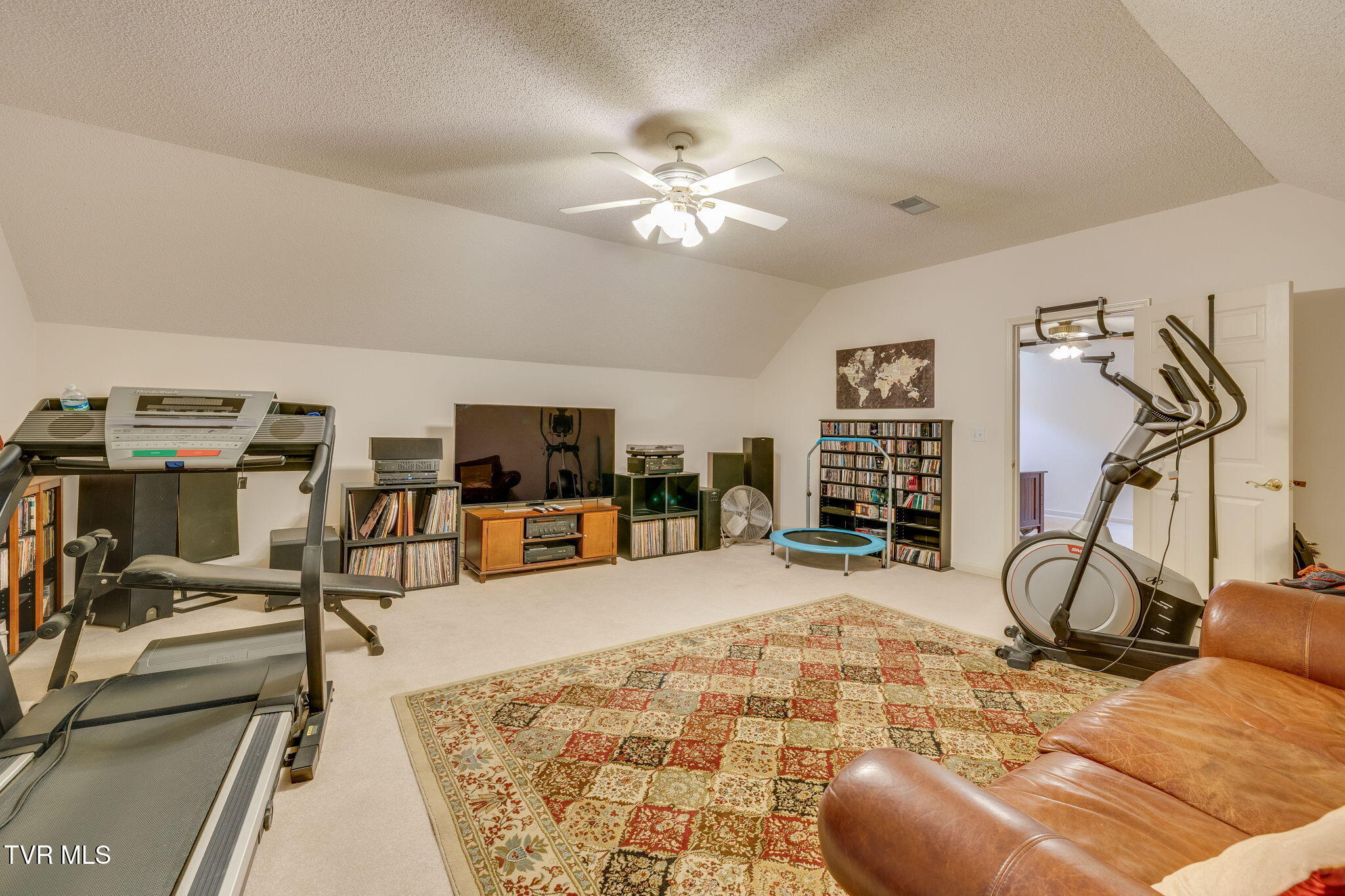 220 Regency Drive, Kingsport, Tennessee image 39