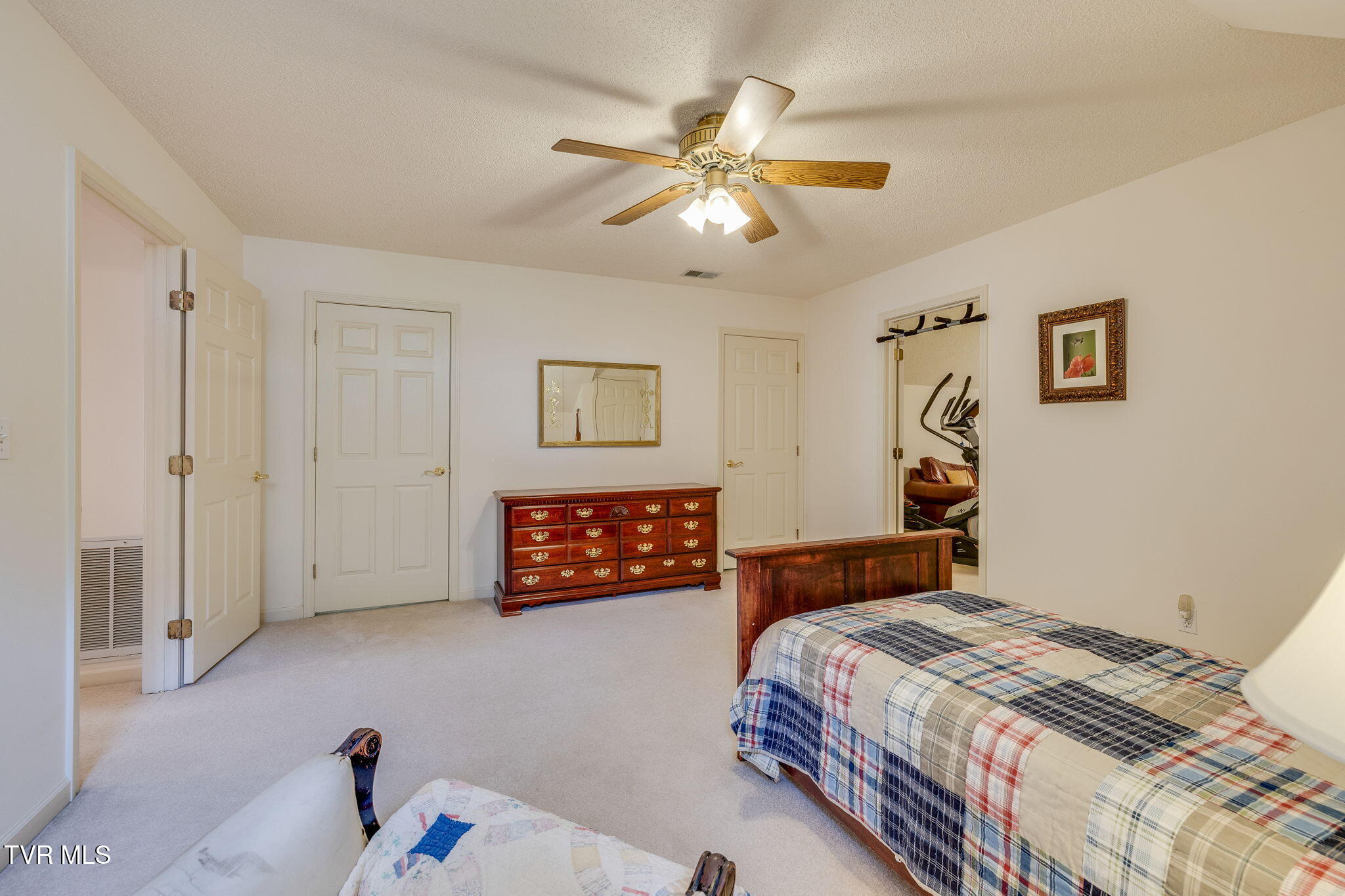 220 Regency Drive, Kingsport, Tennessee image 36