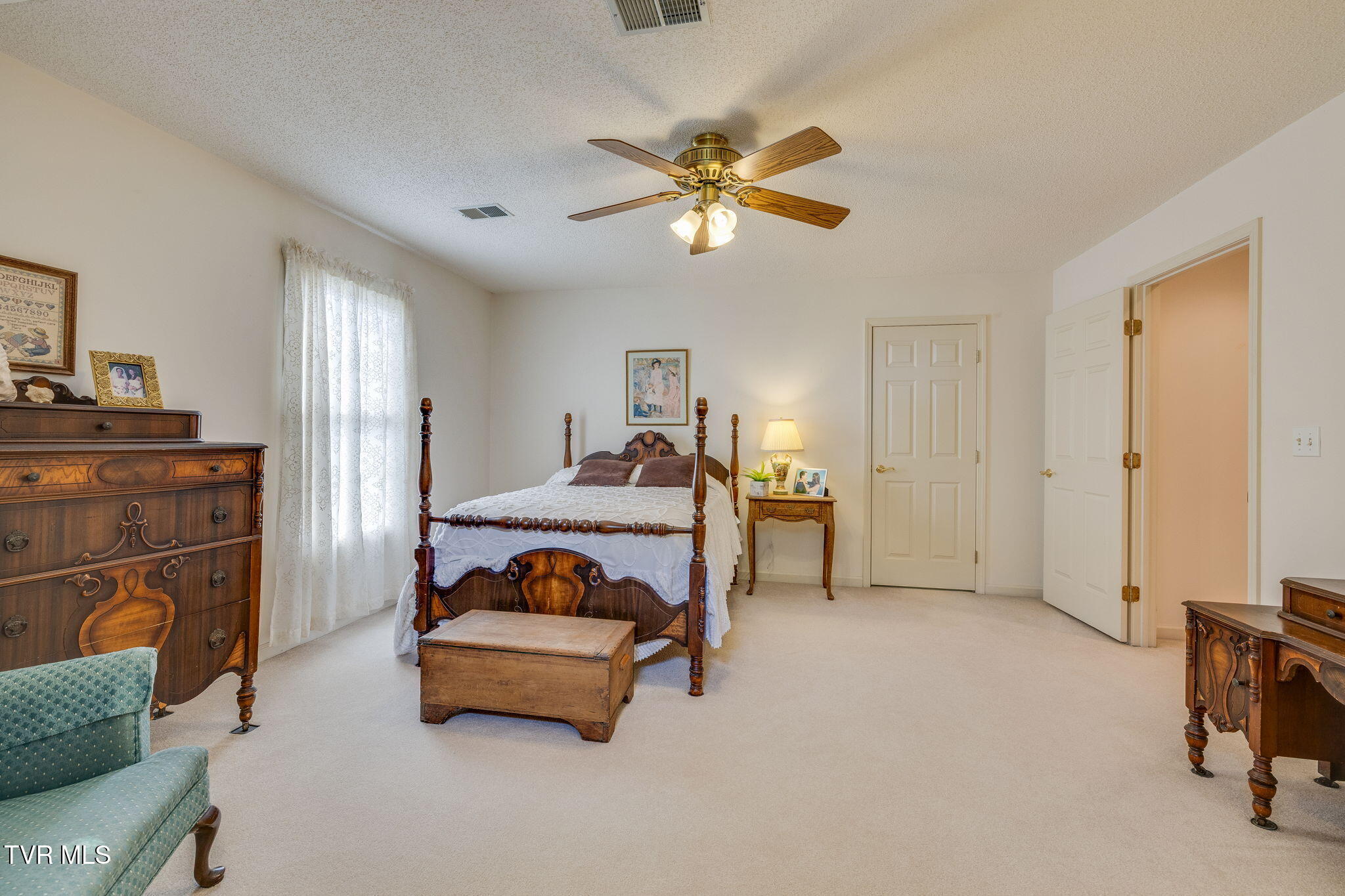 220 Regency Drive, Kingsport, Tennessee image 29