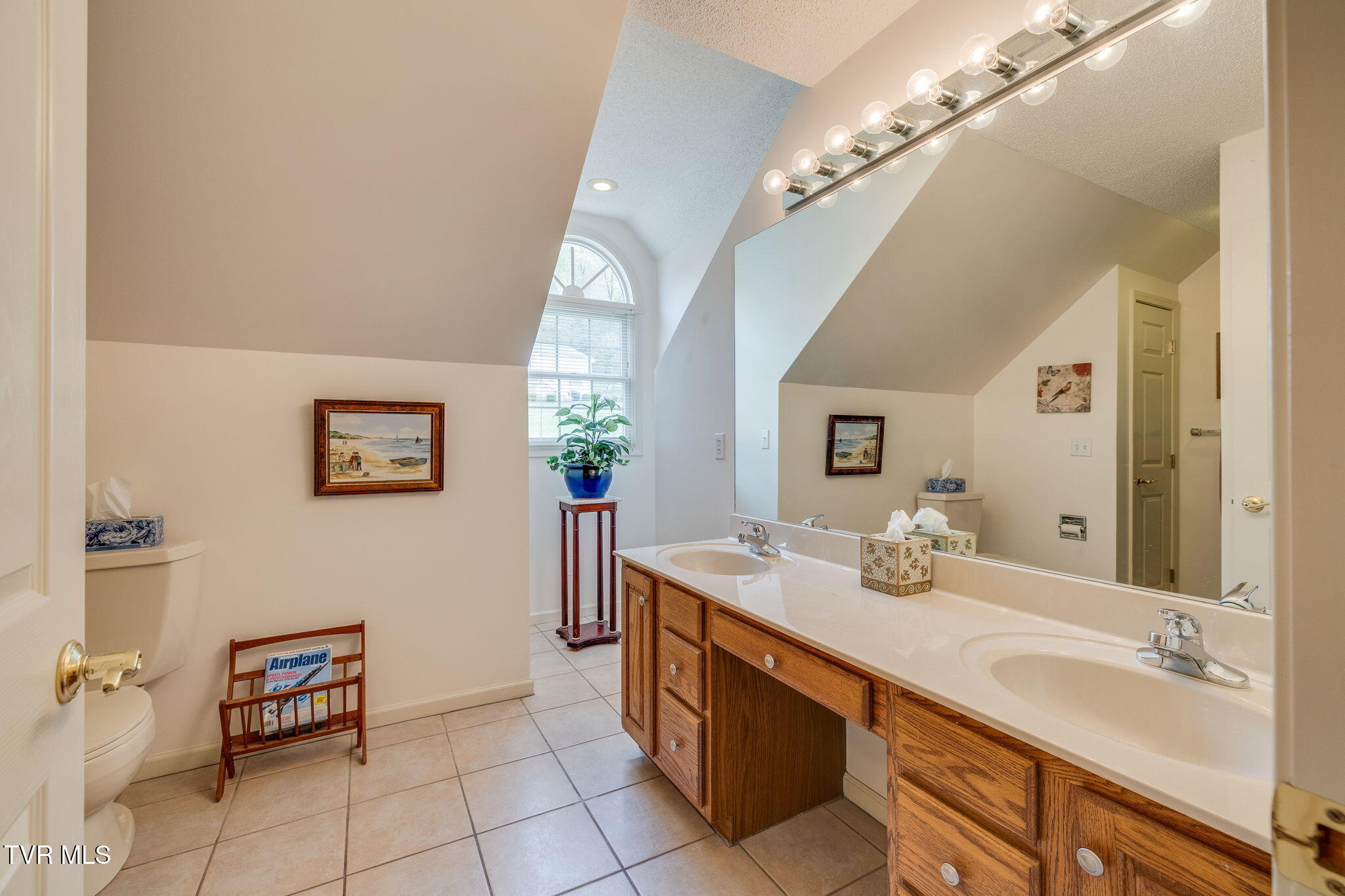 220 Regency Drive, Kingsport, Tennessee image 31