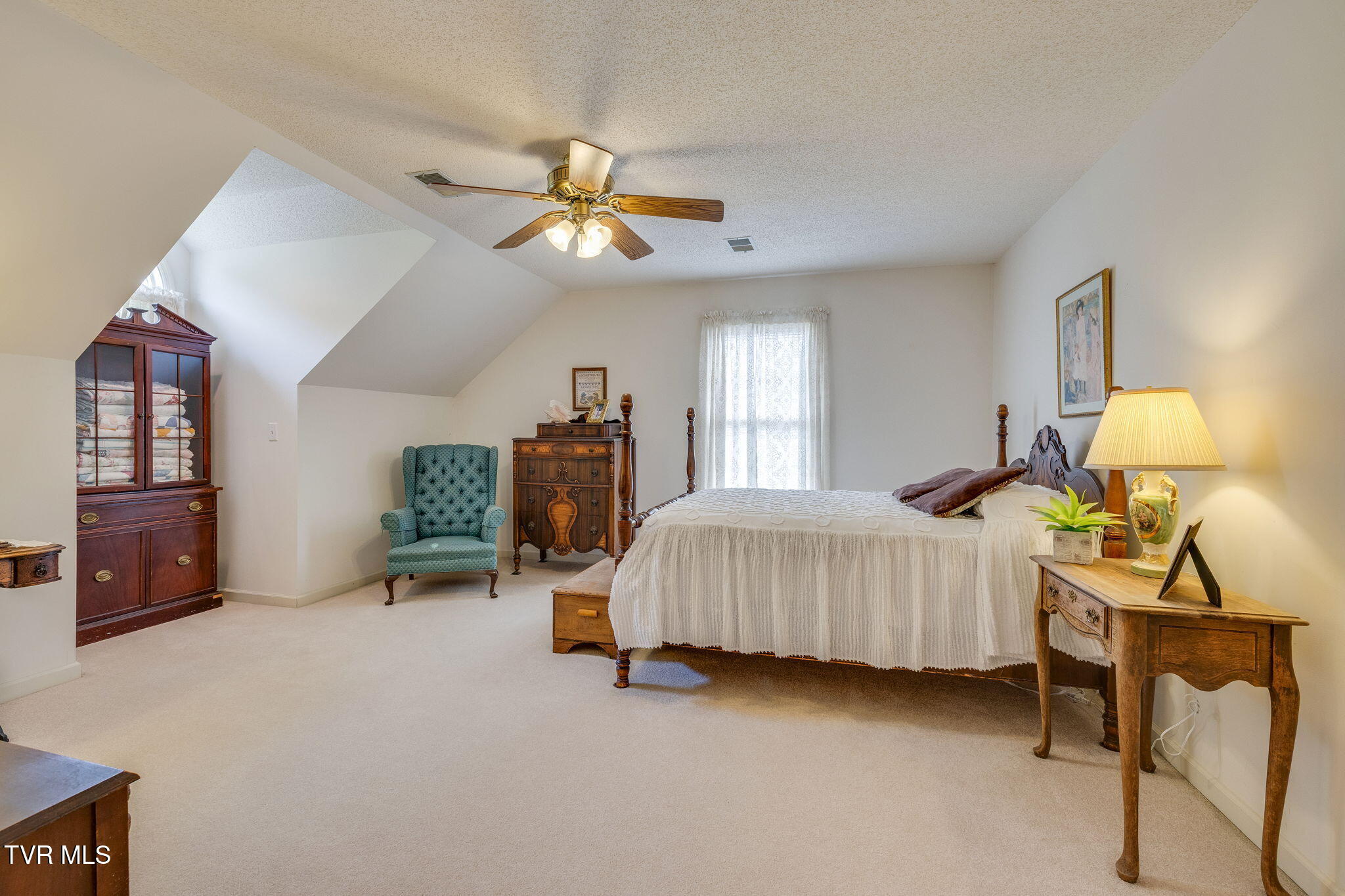 220 Regency Drive, Kingsport, Tennessee image 28