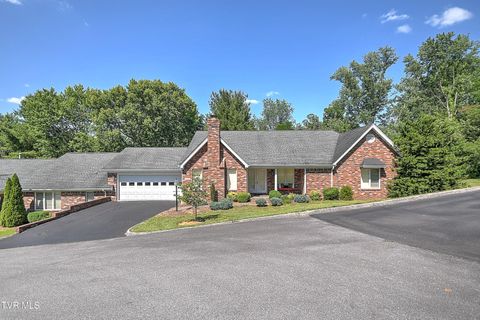 Condo For Sale - 107 Colooney Circle<br/> Bristol, TN 37620