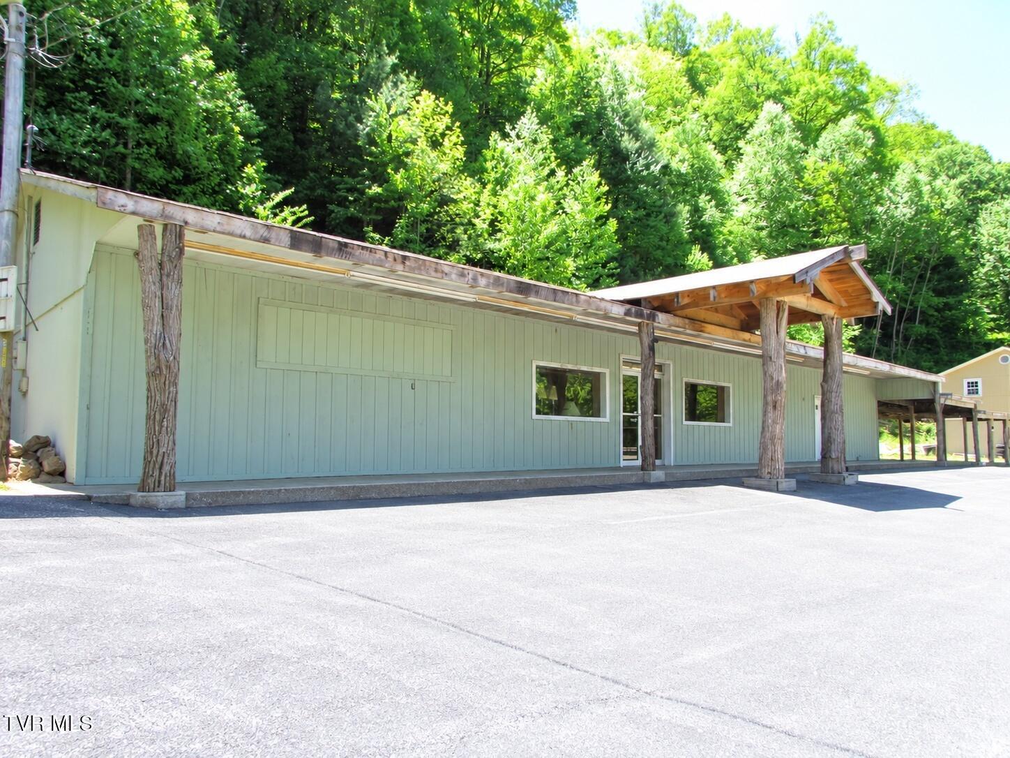 7480 Highway 19e