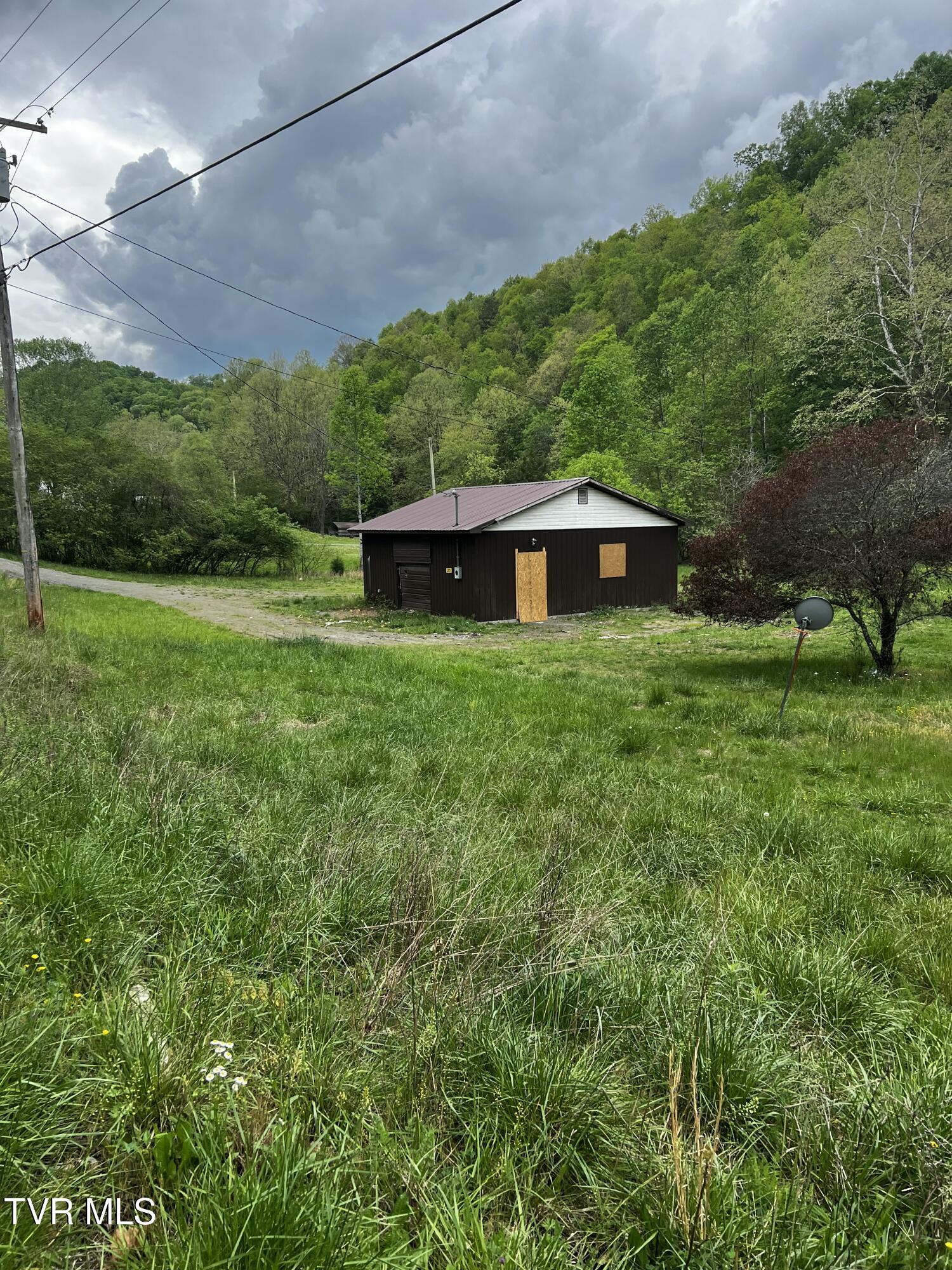 628 Cash Hollow Road, Johnson City, Tennessee image 9