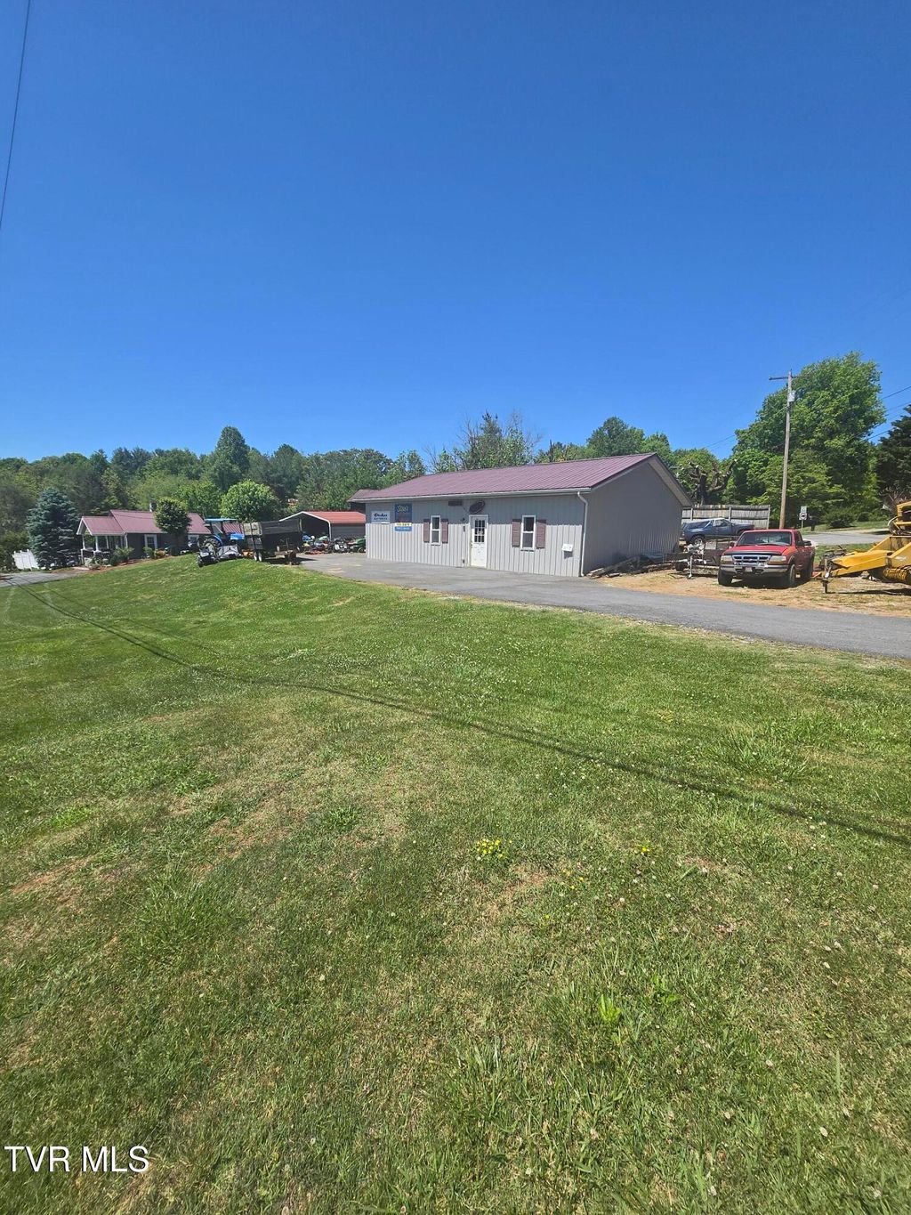 Photo of 1802 Highway 81, Jonesborough, TN 37659 (MLS # 9995329)