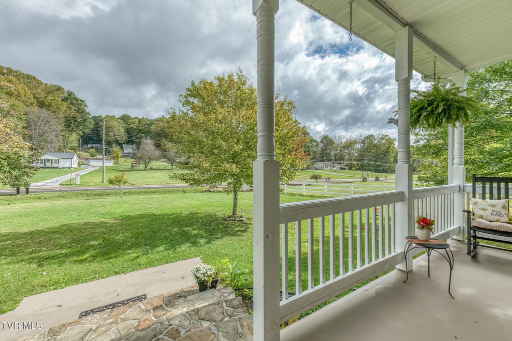 Photo of 11584 Goose Creek Road, Bristol, VA 24202 (MLS # 10002095)