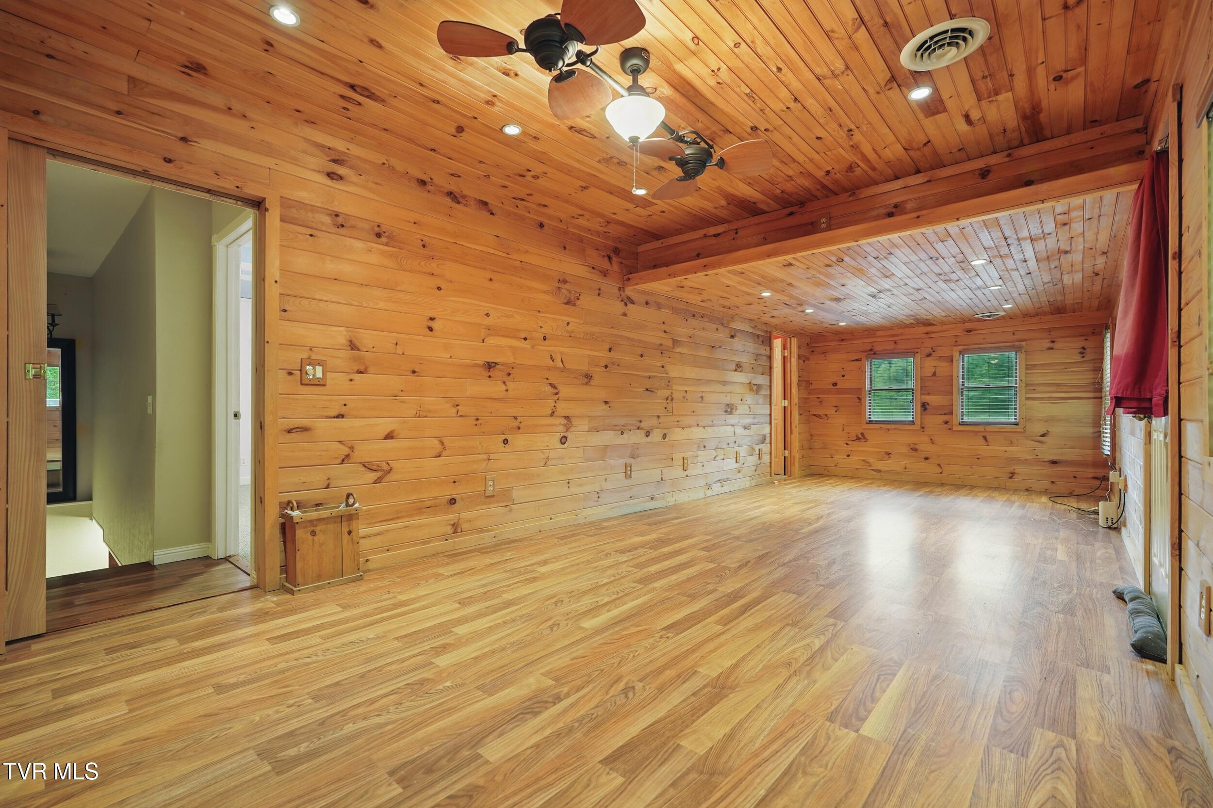 8020 Rock Switch Road, Wise, Virginia image 12