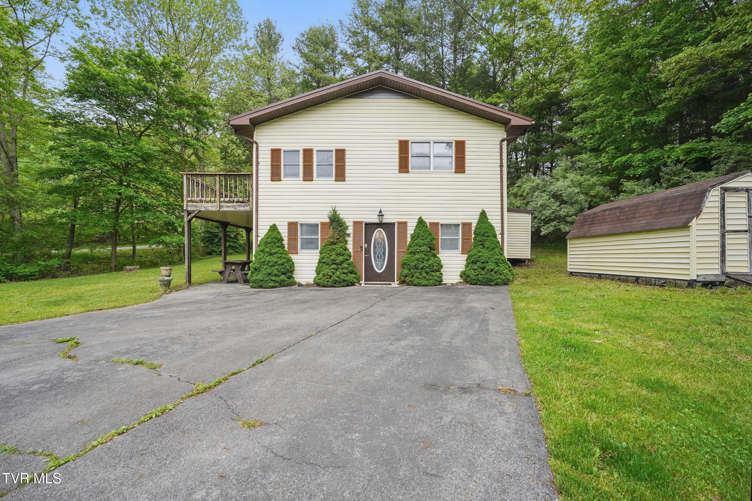 8020 Rock Switch Road, Wise, Virginia image 1