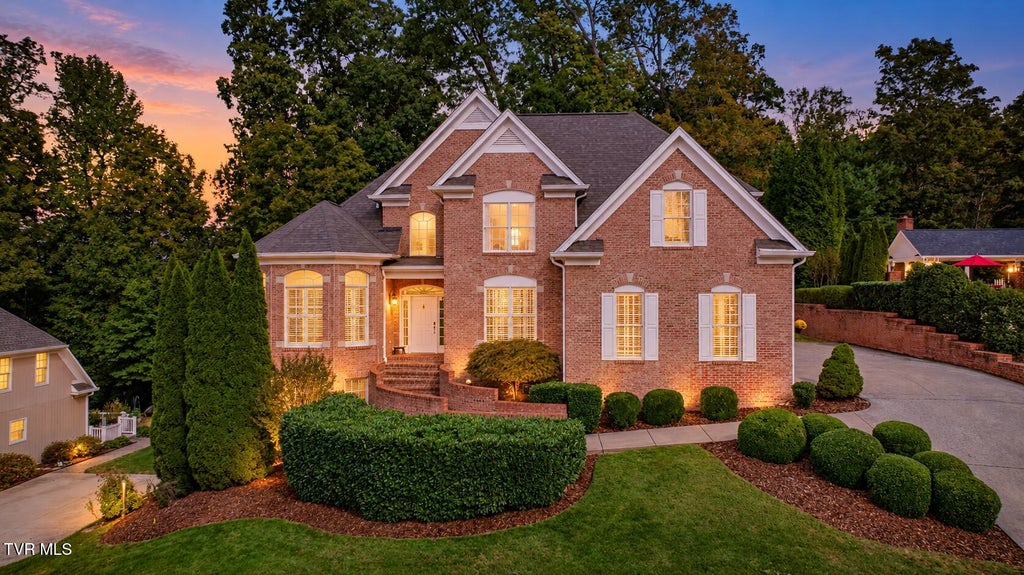 Photo of 4901 Preston Park Drive, Kingsport, TN 37664 (MLS # 10001968)