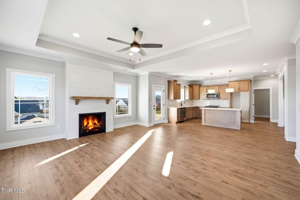 Photo of 3066 Sawgrass Drive, Jonesborough, TN 37659 (MLS # 9990432)