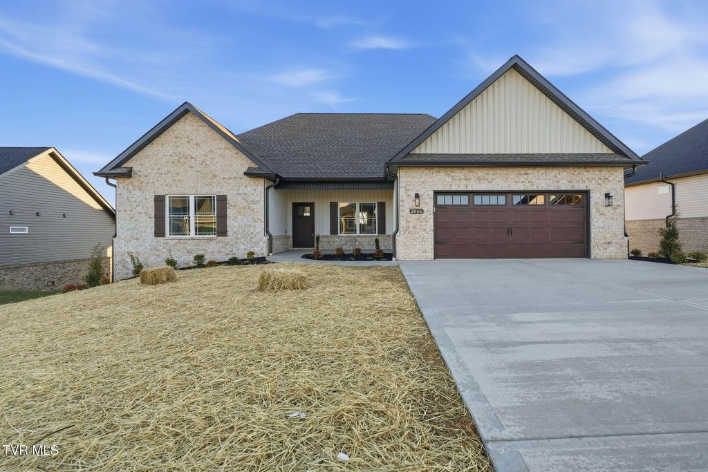 Photo of 3066 Sawgrass Drive, Jonesborough, TN 37659 (MLS # 9990432)