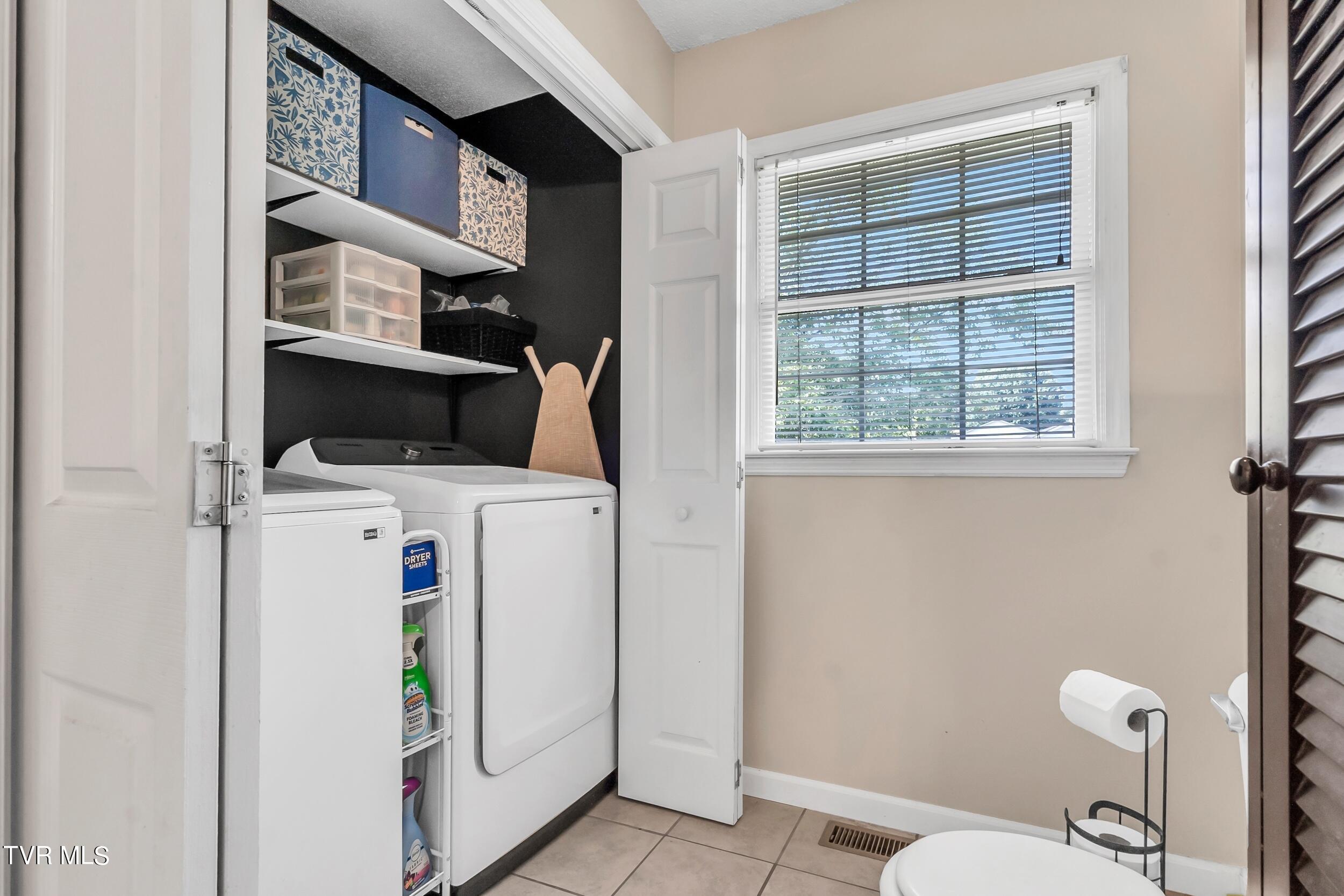 219 Grandview Street, Mount Carmel, Tennessee image 12