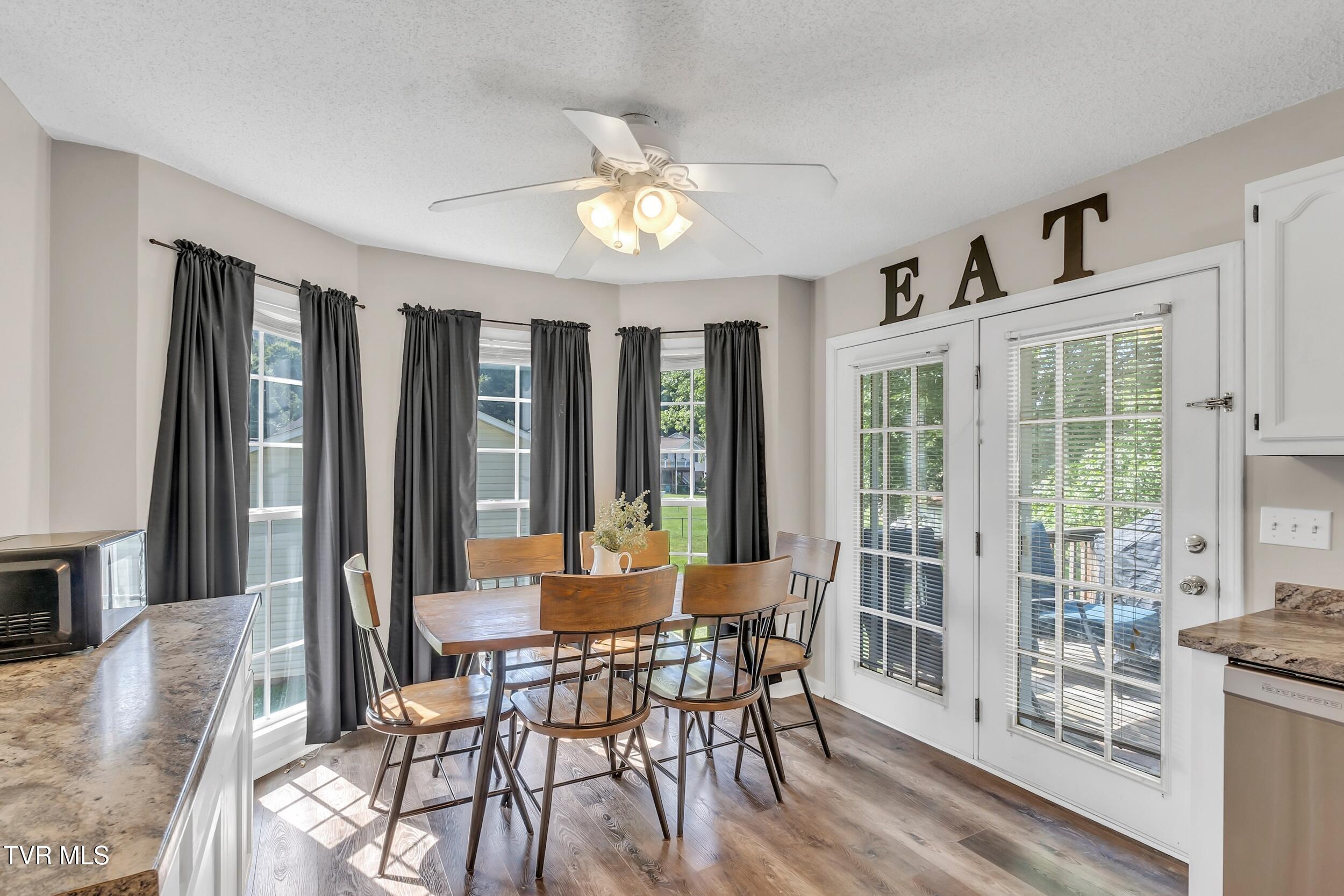 219 Grandview Street, Mount Carmel, Tennessee image 9