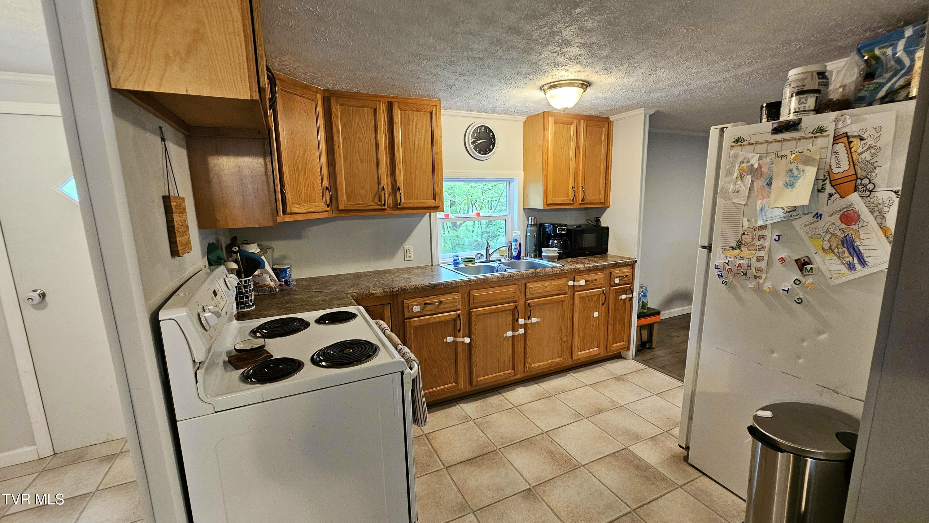 824 Buckner Avenue, Big Stone Gap, Virginia image 13