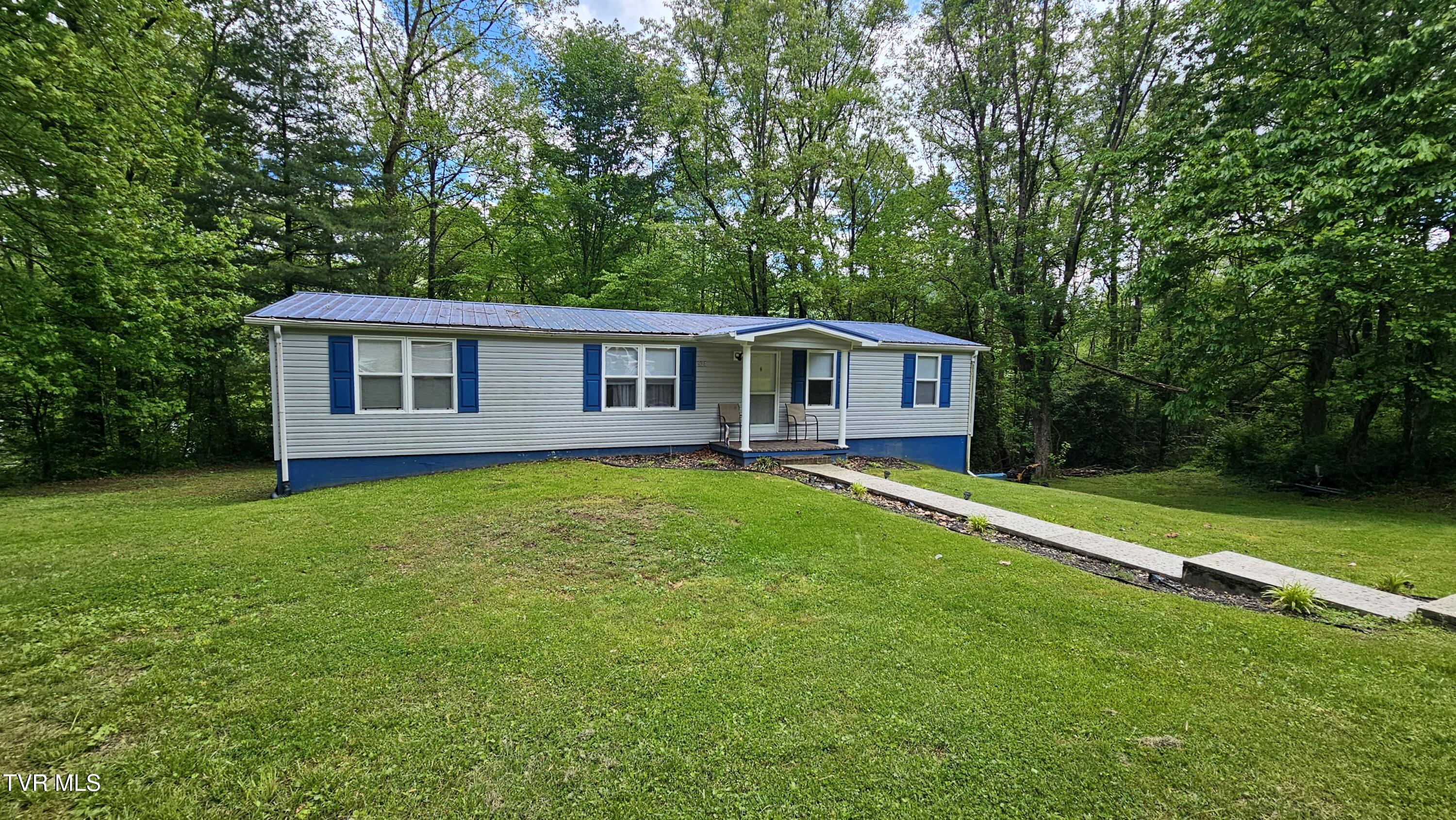 824 Buckner Avenue, Big Stone Gap, Virginia image 3