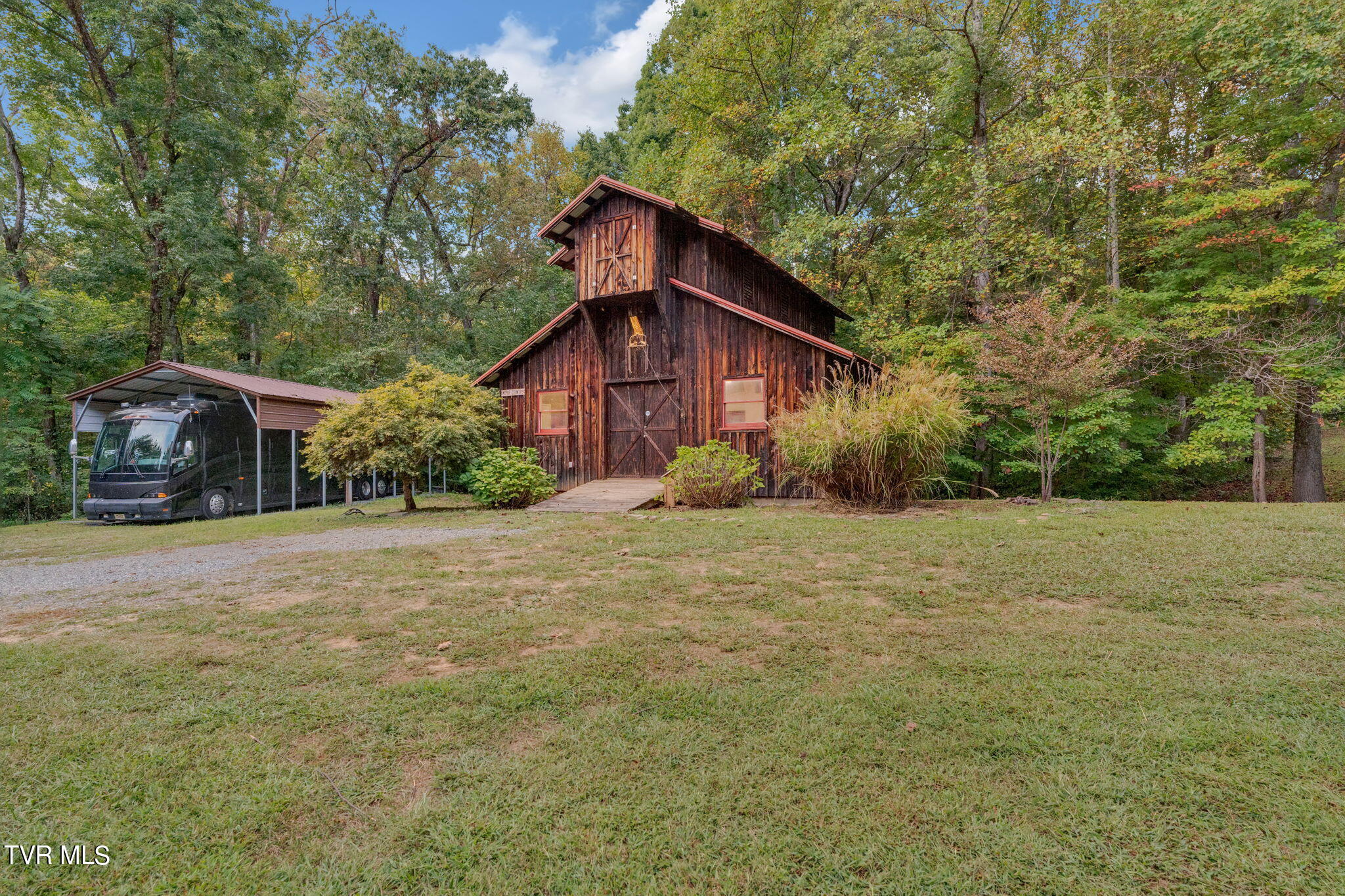 346 Edgefield Rd Road, Piney Flats, Tennessee image 13