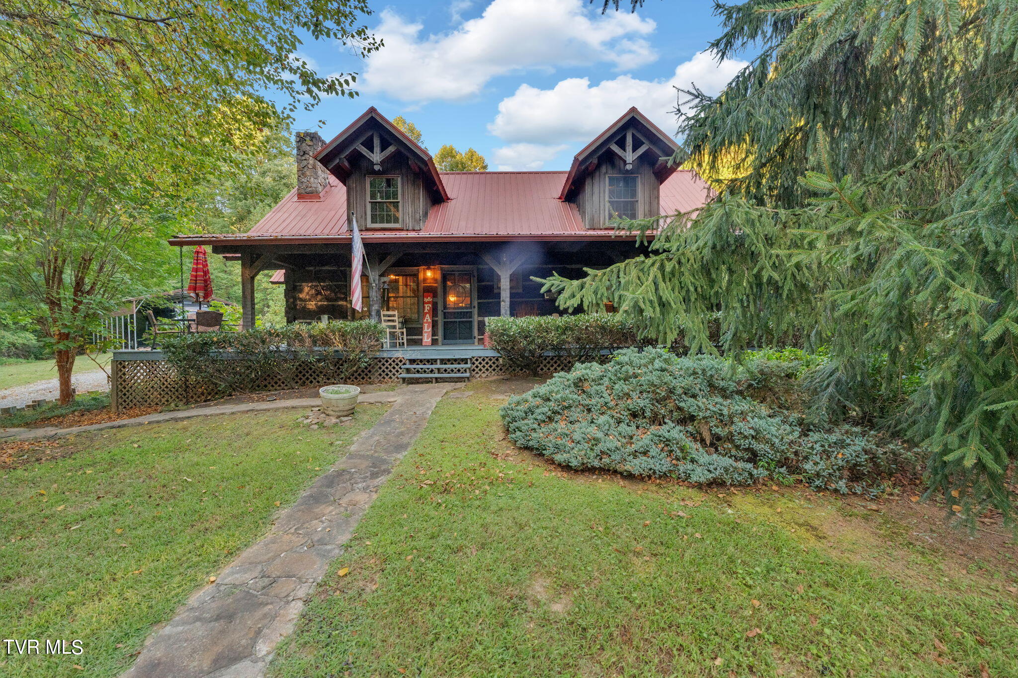 346 Edgefield Rd Road, Piney Flats, Tennessee image 3