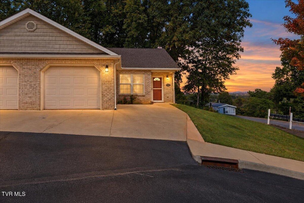 Photo of 163 Browns Road #102, Johnson City, TN 37615 (MLS # 10000516)