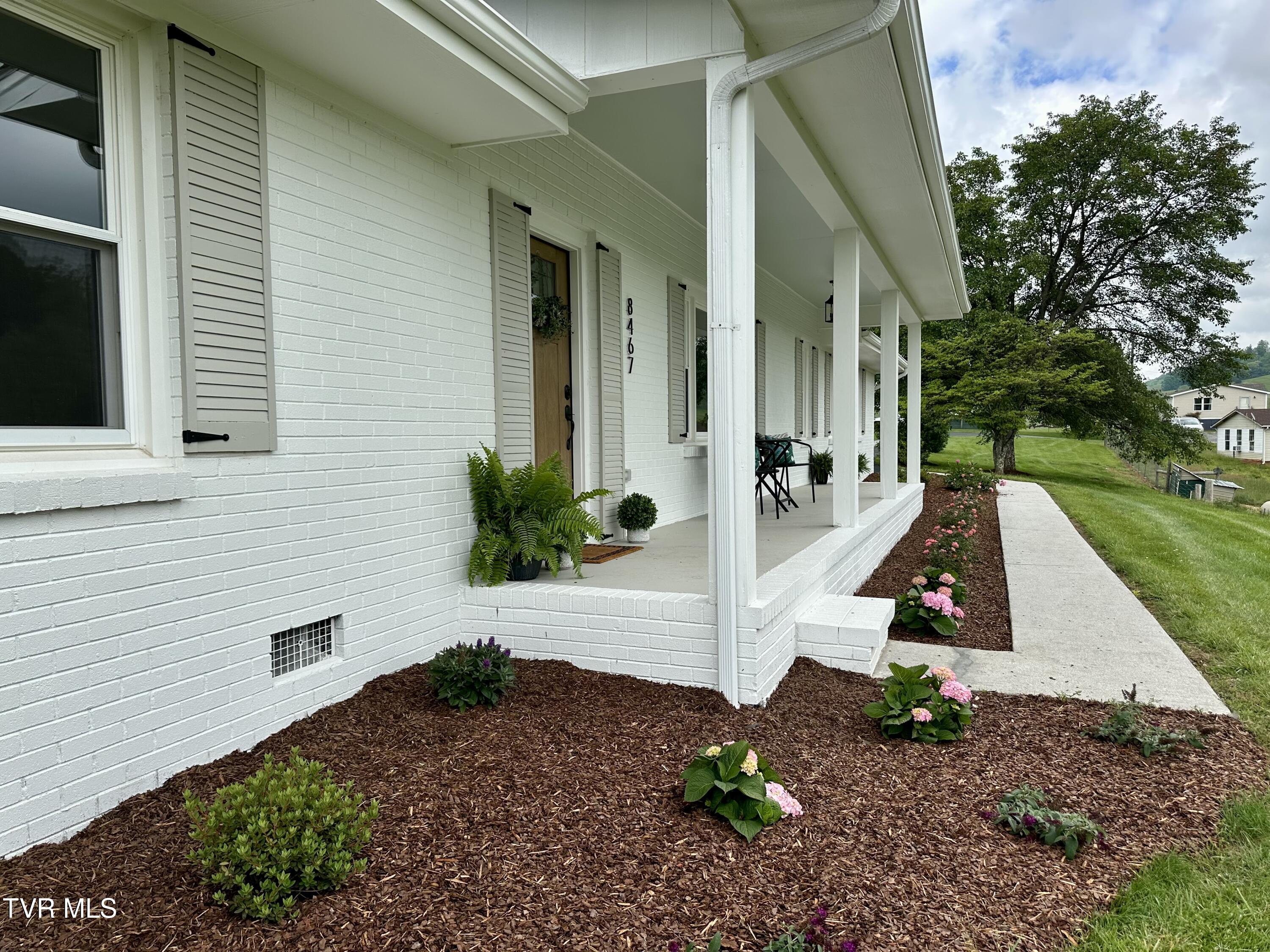8467 Rich Valley Road, Bristol, Virginia image 20