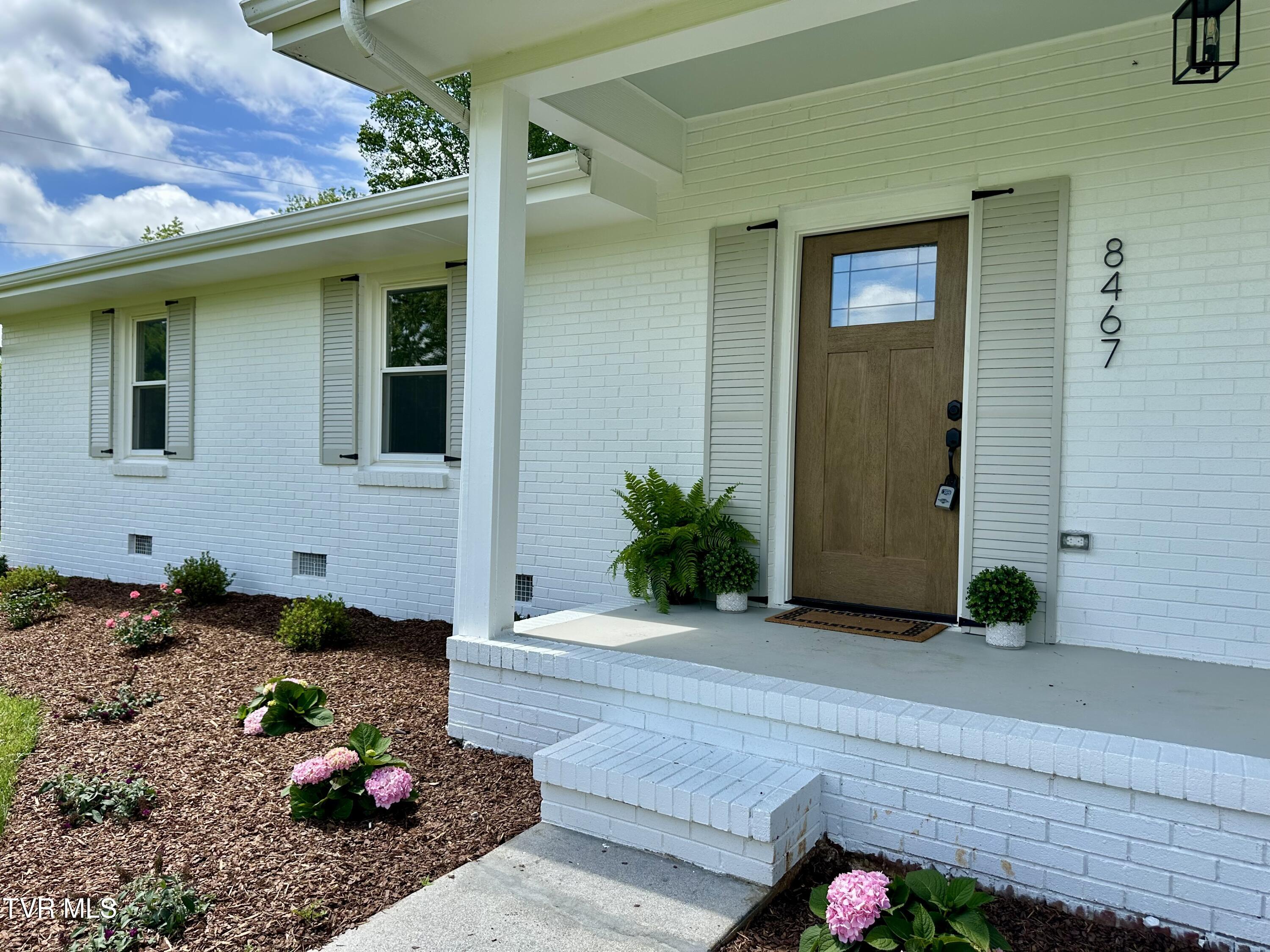 8467 Rich Valley Road, Bristol, Virginia image 6