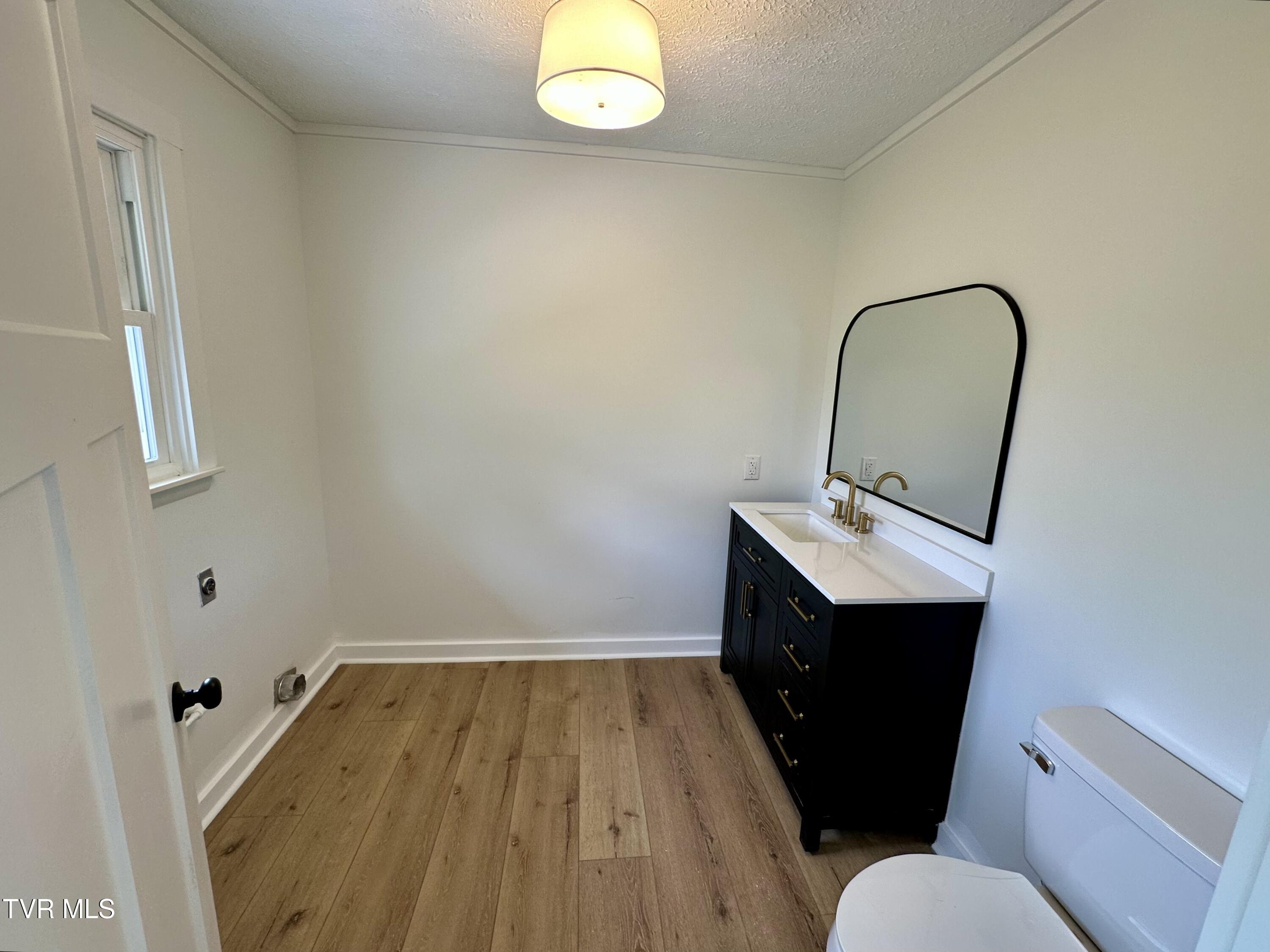 8467 Rich Valley Road, Bristol, Virginia image 48
