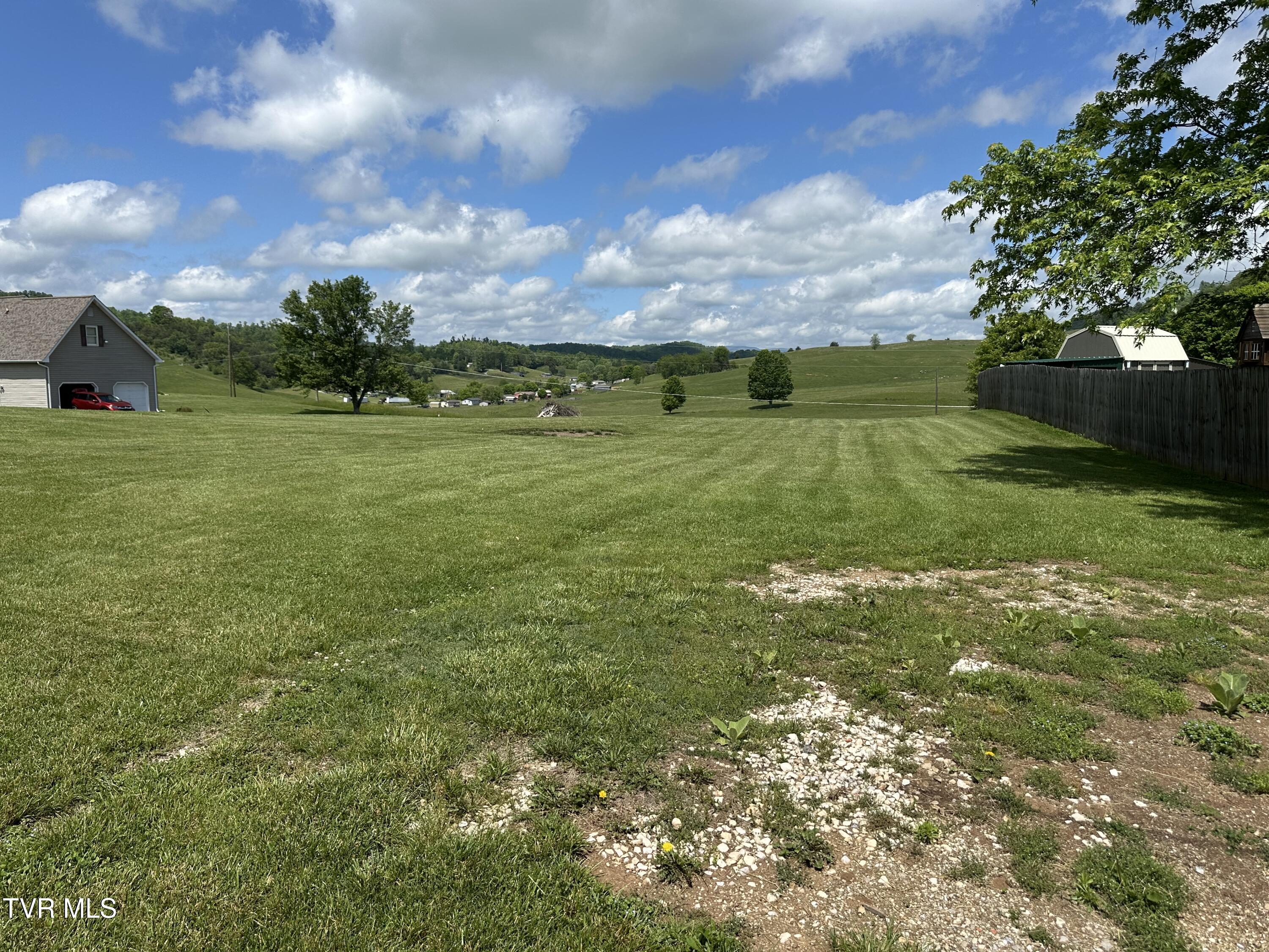 8467 Rich Valley Road, Bristol, Virginia image 26