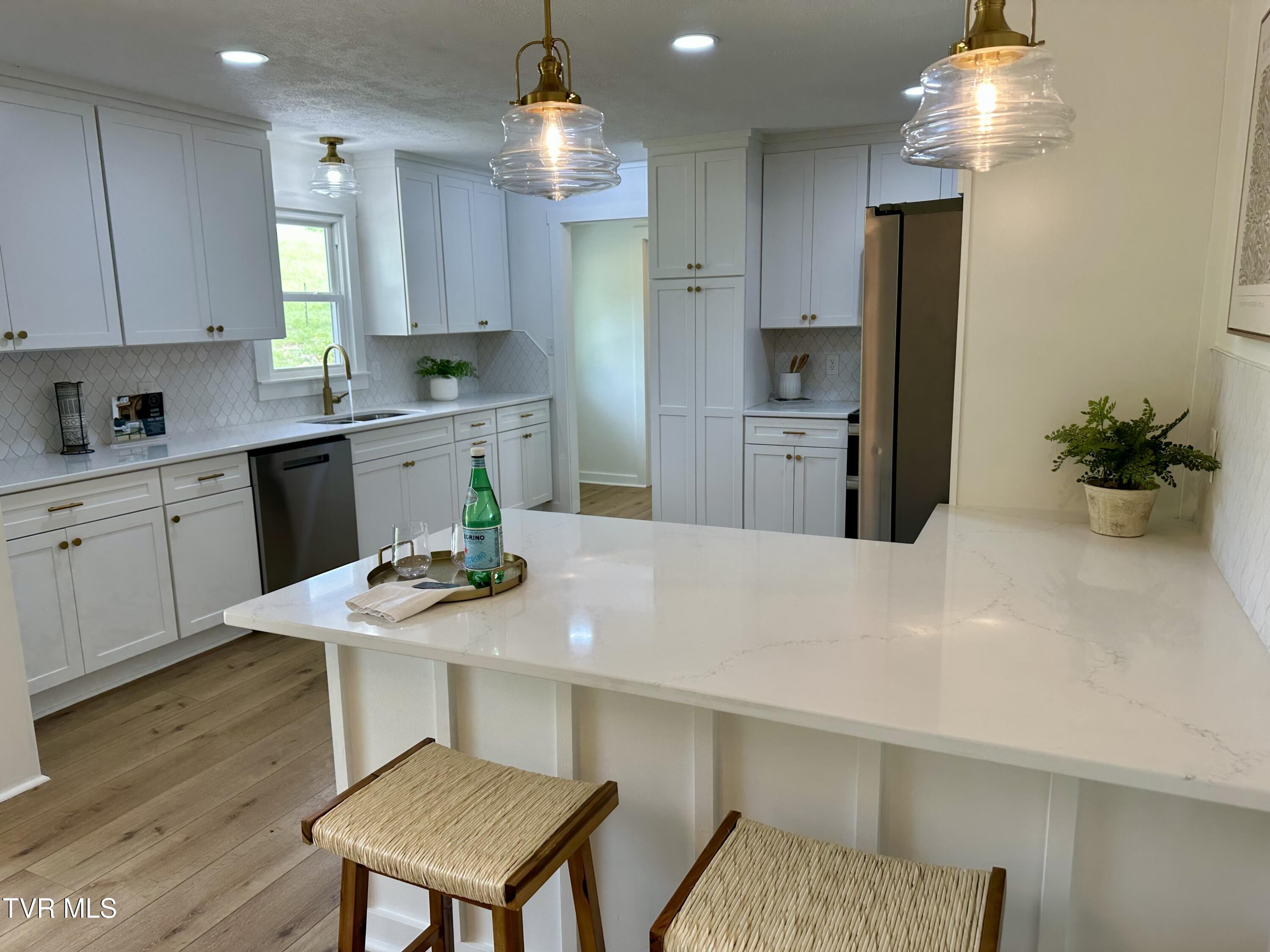 8467 Rich Valley Road, Bristol, Virginia image 33