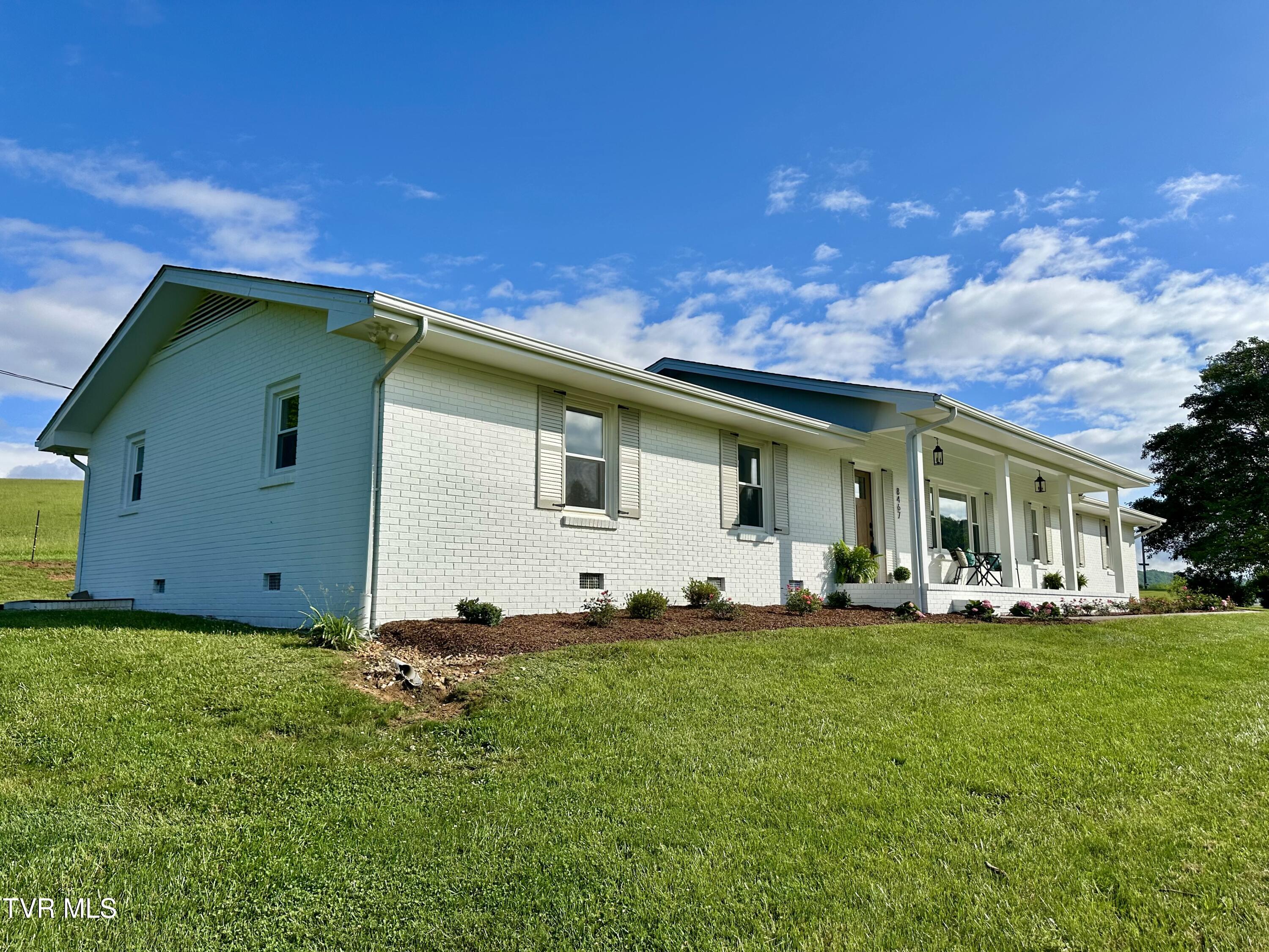 8467 Rich Valley Road, Bristol, Virginia image 15