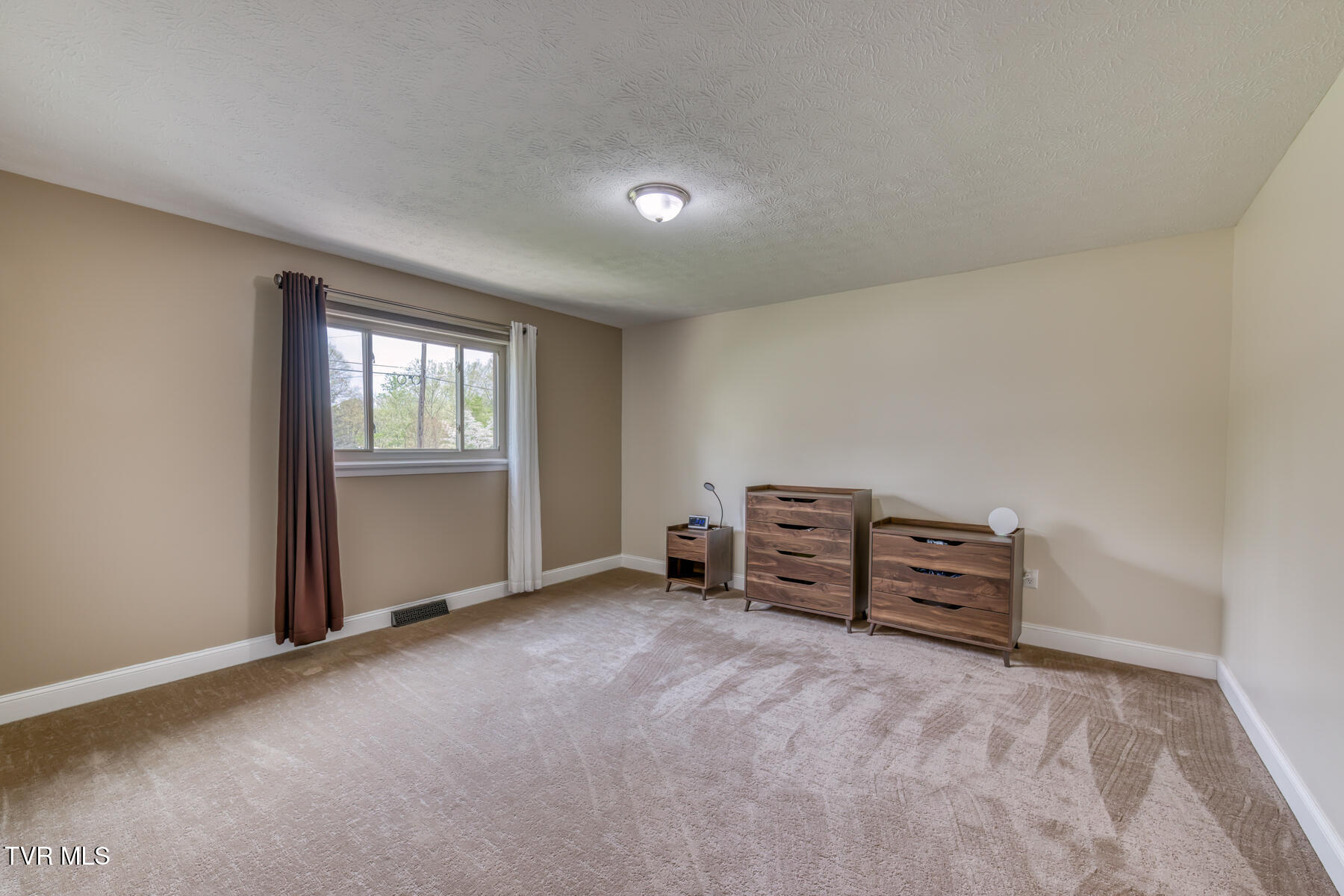 2532 Essex Drive, Kingsport, Tennessee image 35