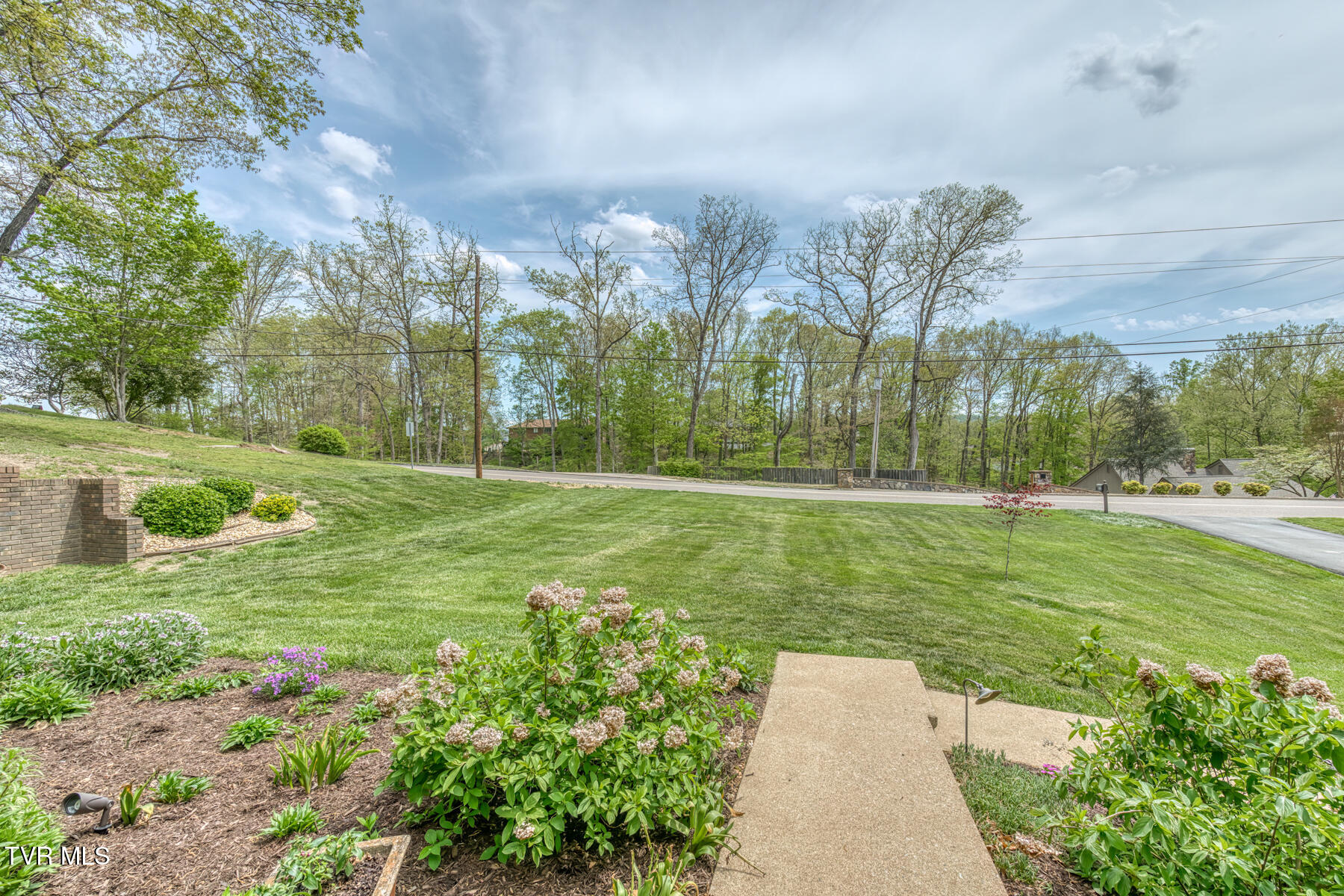 2532 Essex Drive, Kingsport, Tennessee image 7