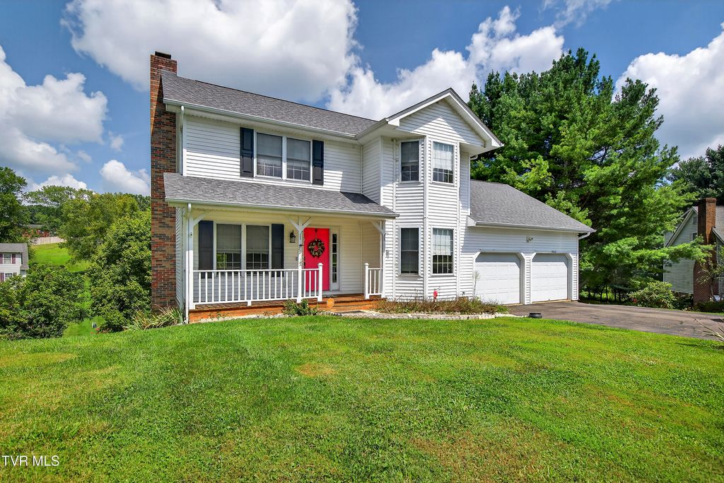 Photo of 19025 Essex Drive, Abingdon, VA 24211 (MLS # 9984661)