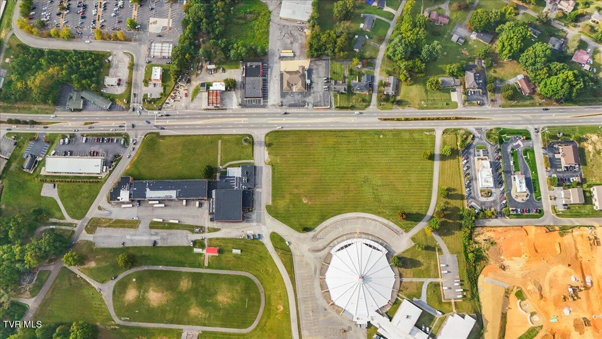 000 East Jackson Boulevard