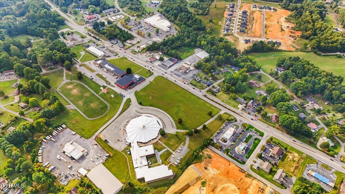 000 East Jackson Boulevard