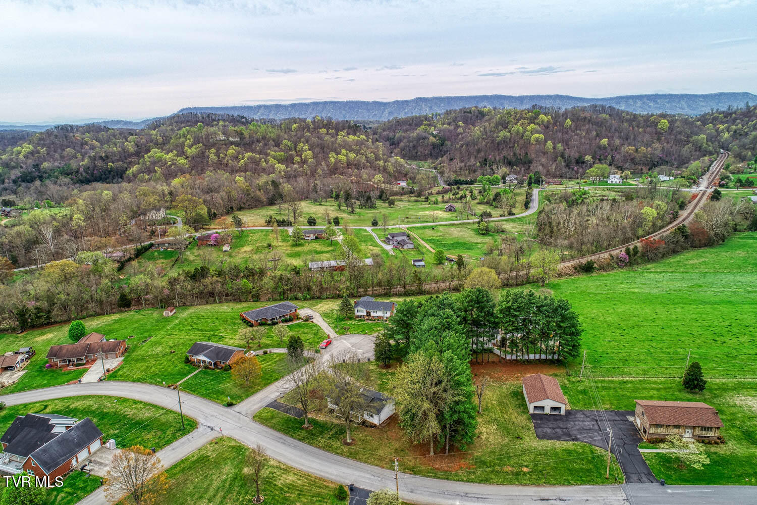 506 Viola Circle, Mount Carmel, Tennessee image 20