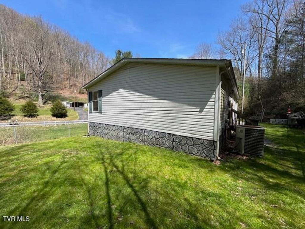 Photo of 7036 Bear Branch Road, Norton, VA 24273 (MLS # 9993545)