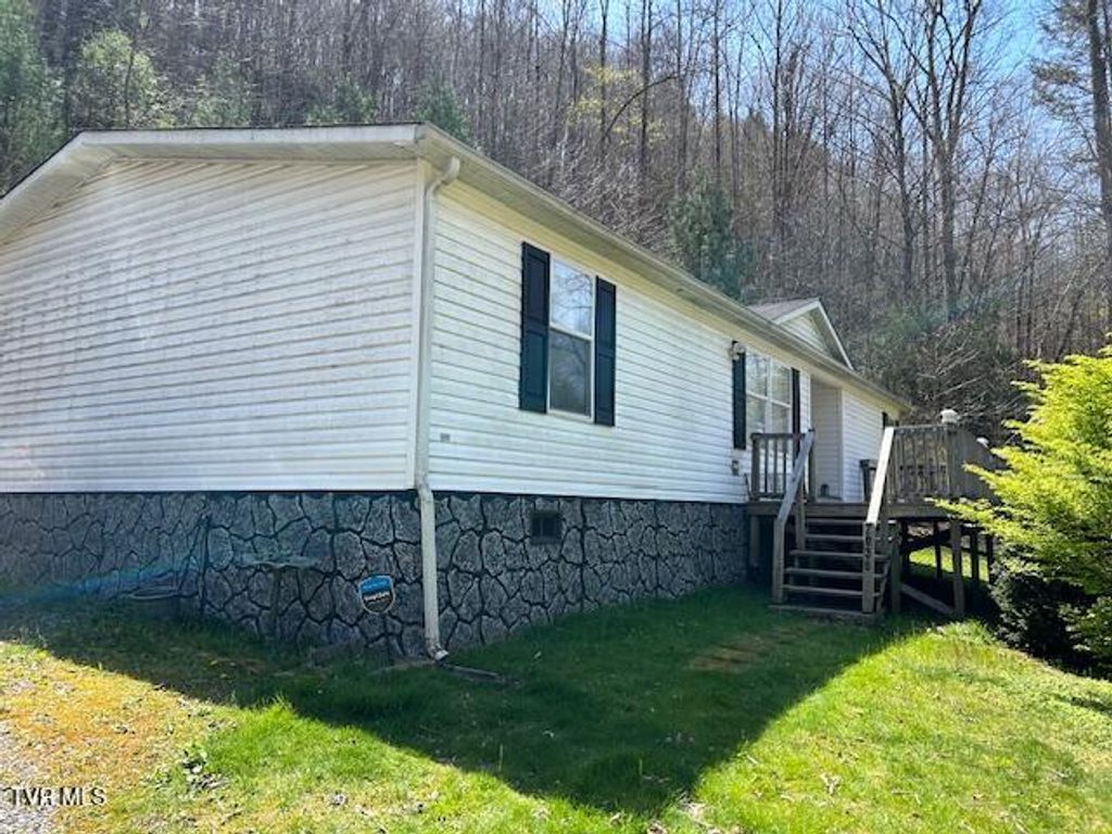 Photo of 7036 Bear Branch Road, Norton, VA 24273 (MLS # 9993545)