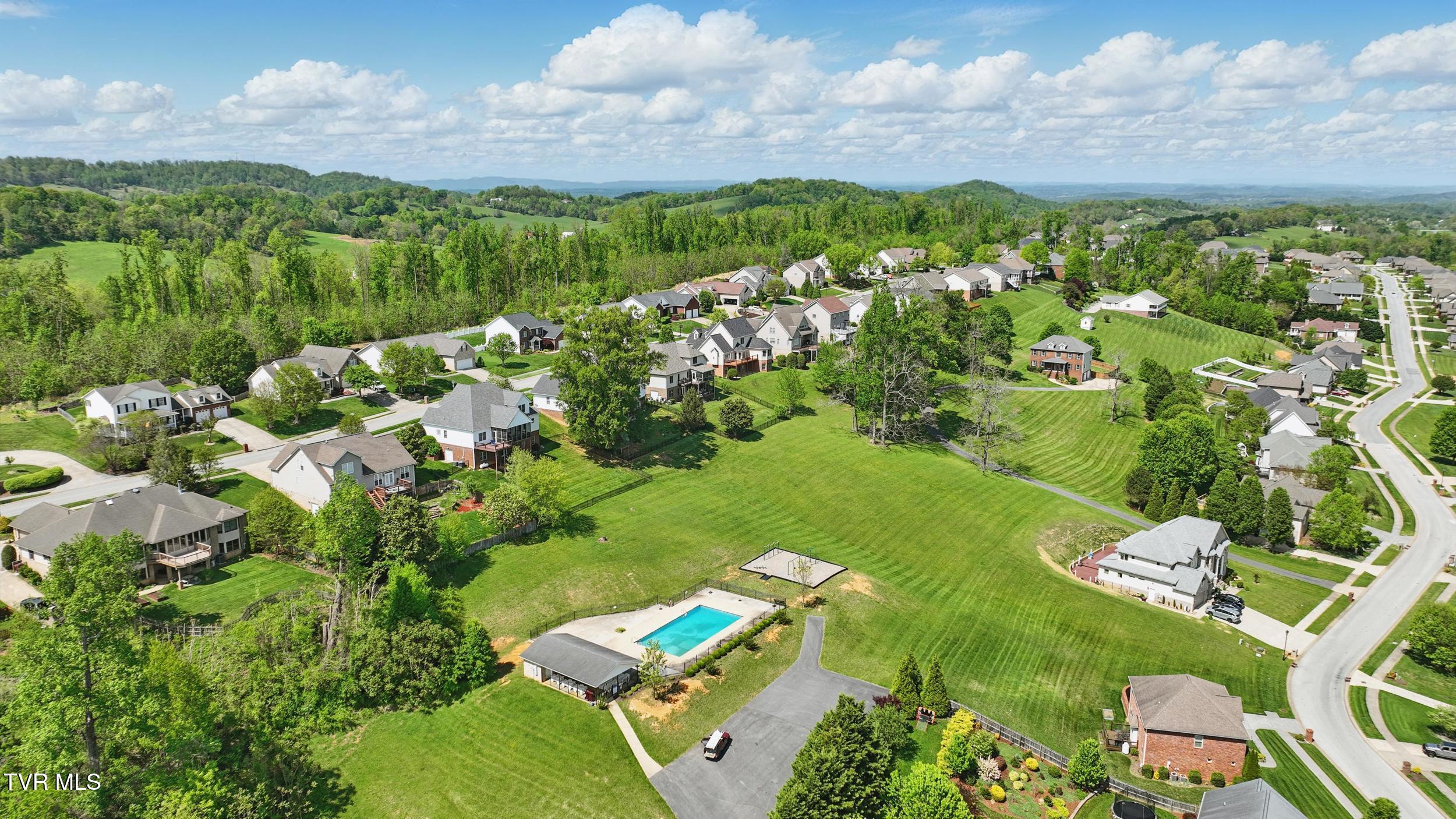 304 Michaels Ridge Boulevard, Johnson City, Tennessee image 50