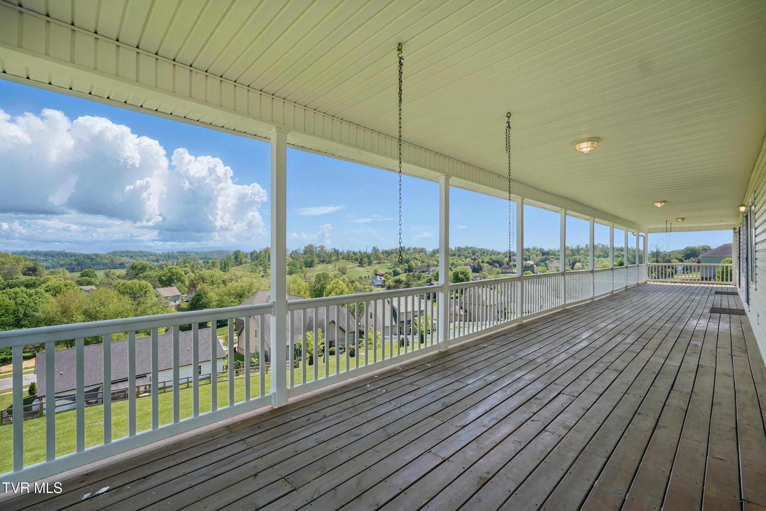 304 Michaels Ridge Boulevard, Johnson City, Tennessee image 28