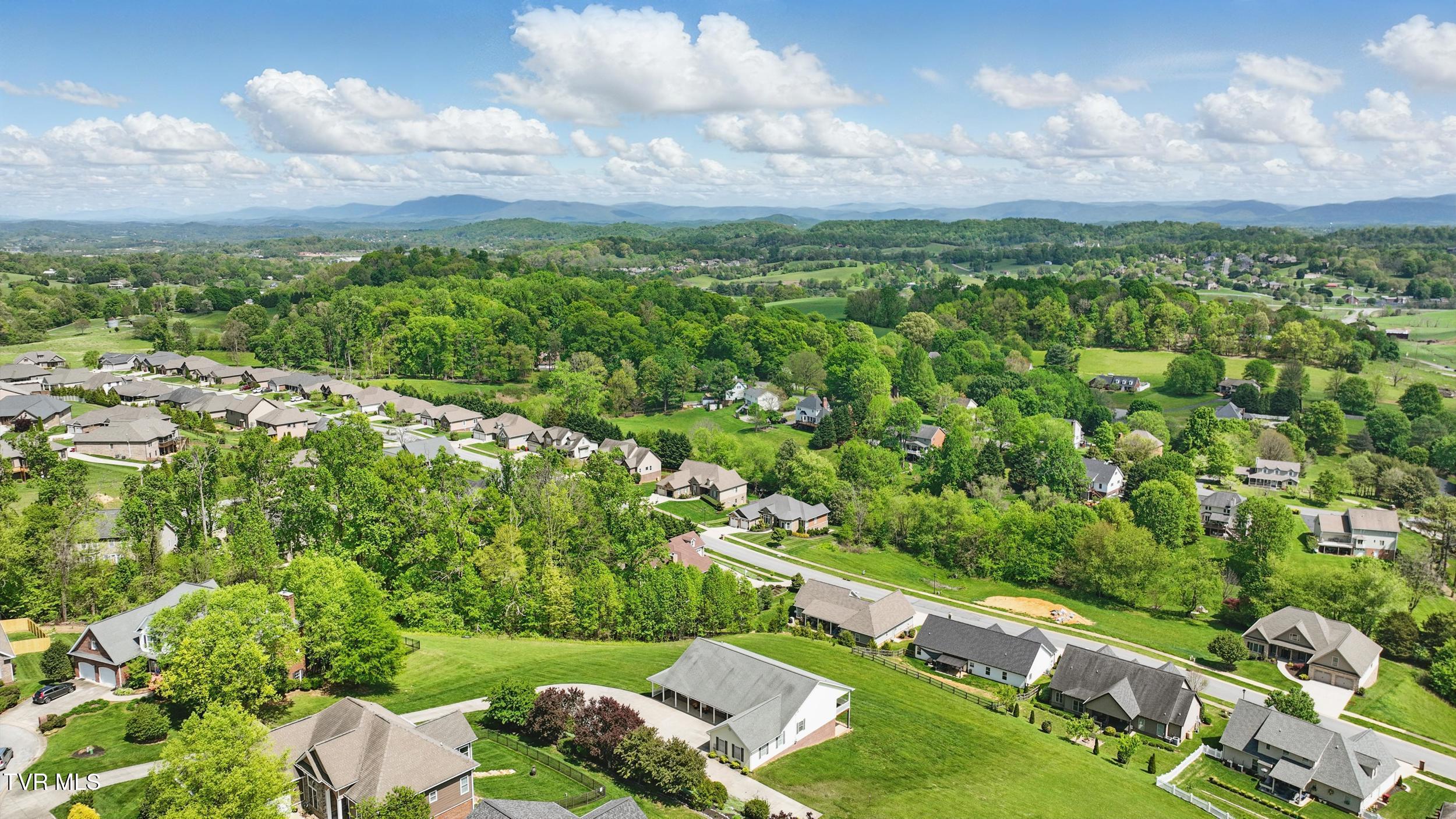 304 Michaels Ridge Boulevard, Johnson City, Tennessee image 49