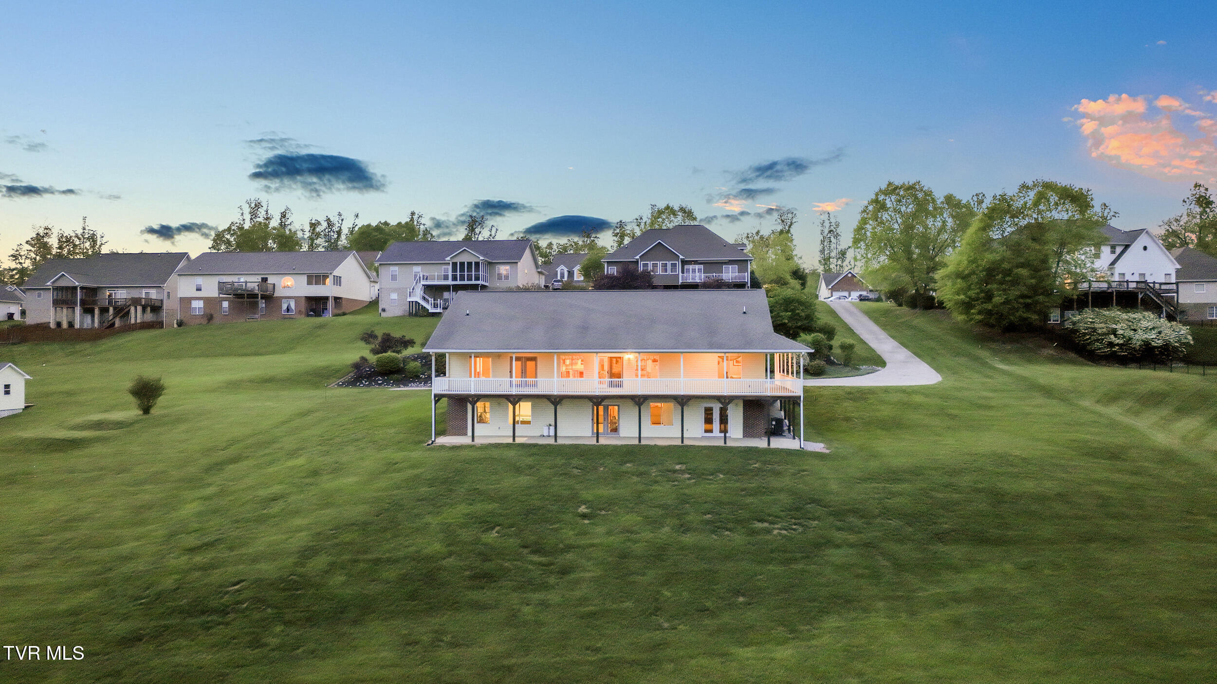 304 Michaels Ridge Boulevard, Johnson City, Tennessee image 42