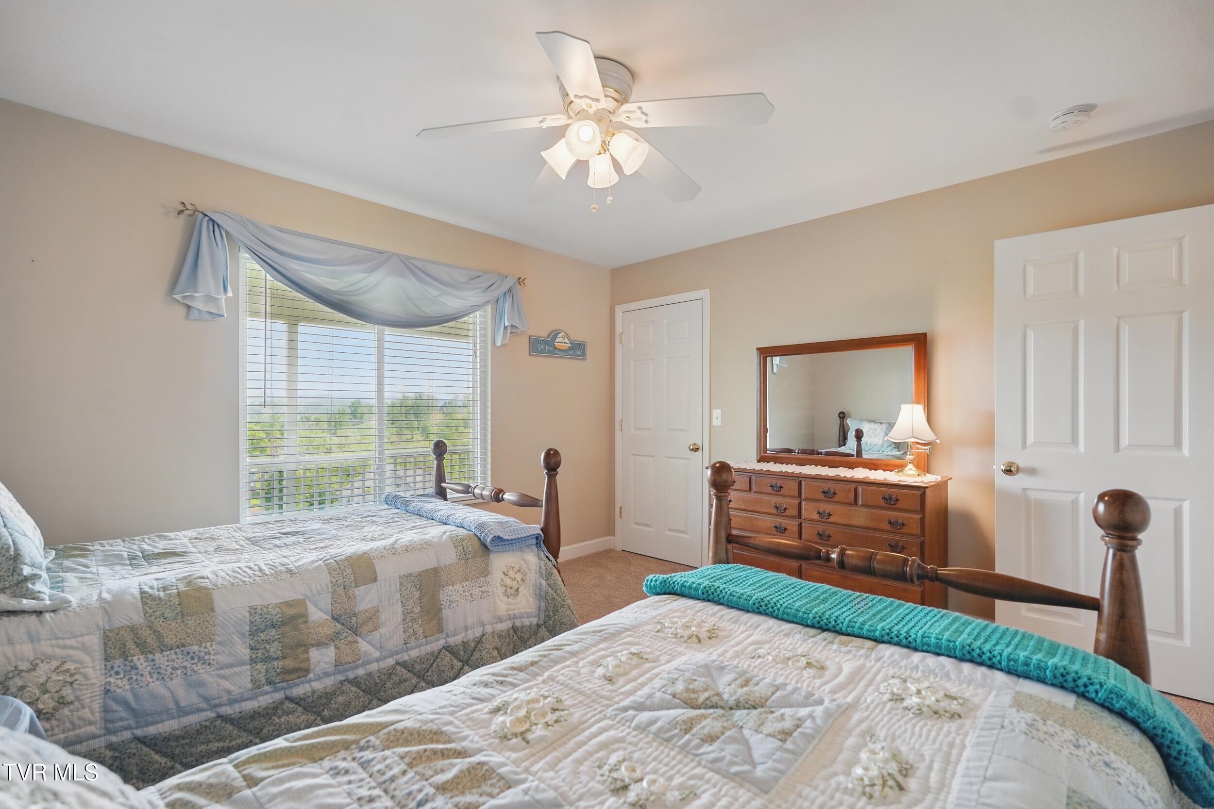 304 Michaels Ridge Boulevard, Johnson City, Tennessee image 17