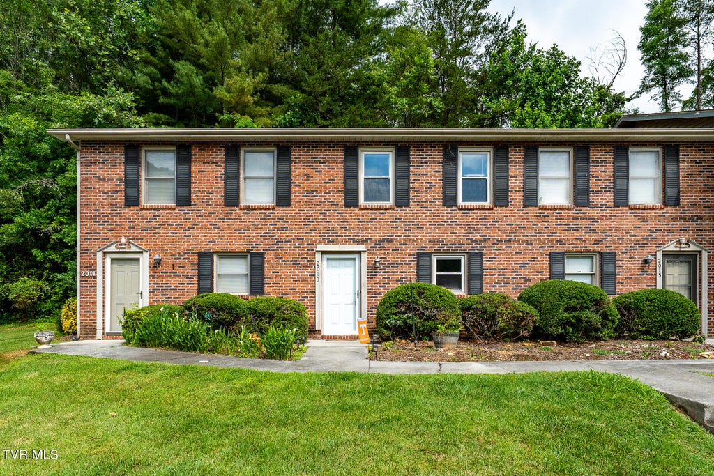 Photo of 2013 Heritage Place #2013, Johnson City, TN 37604 (MLS # 9996306)