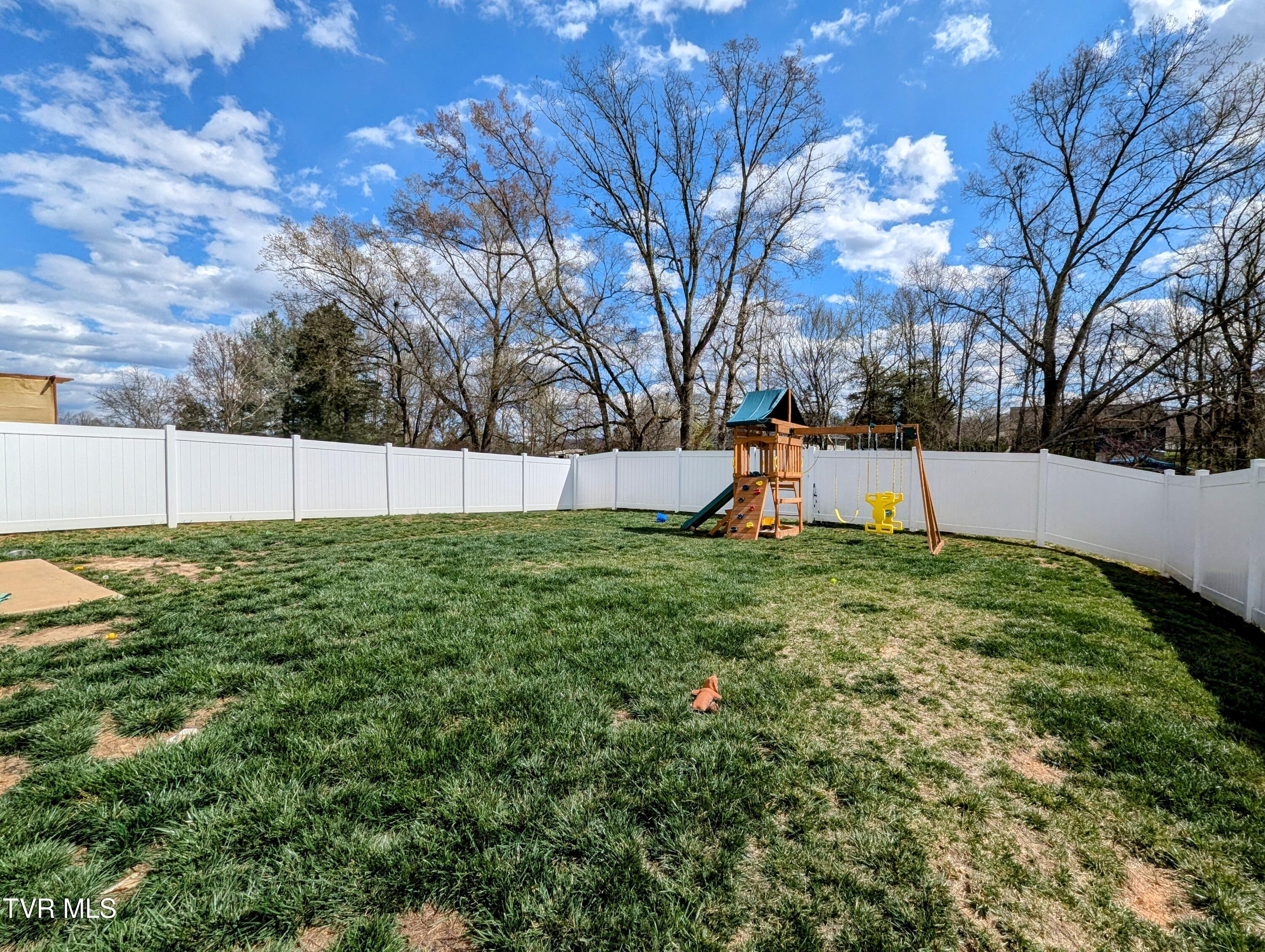 232 Crockett Drive, Church Hill, Tennessee image 5
