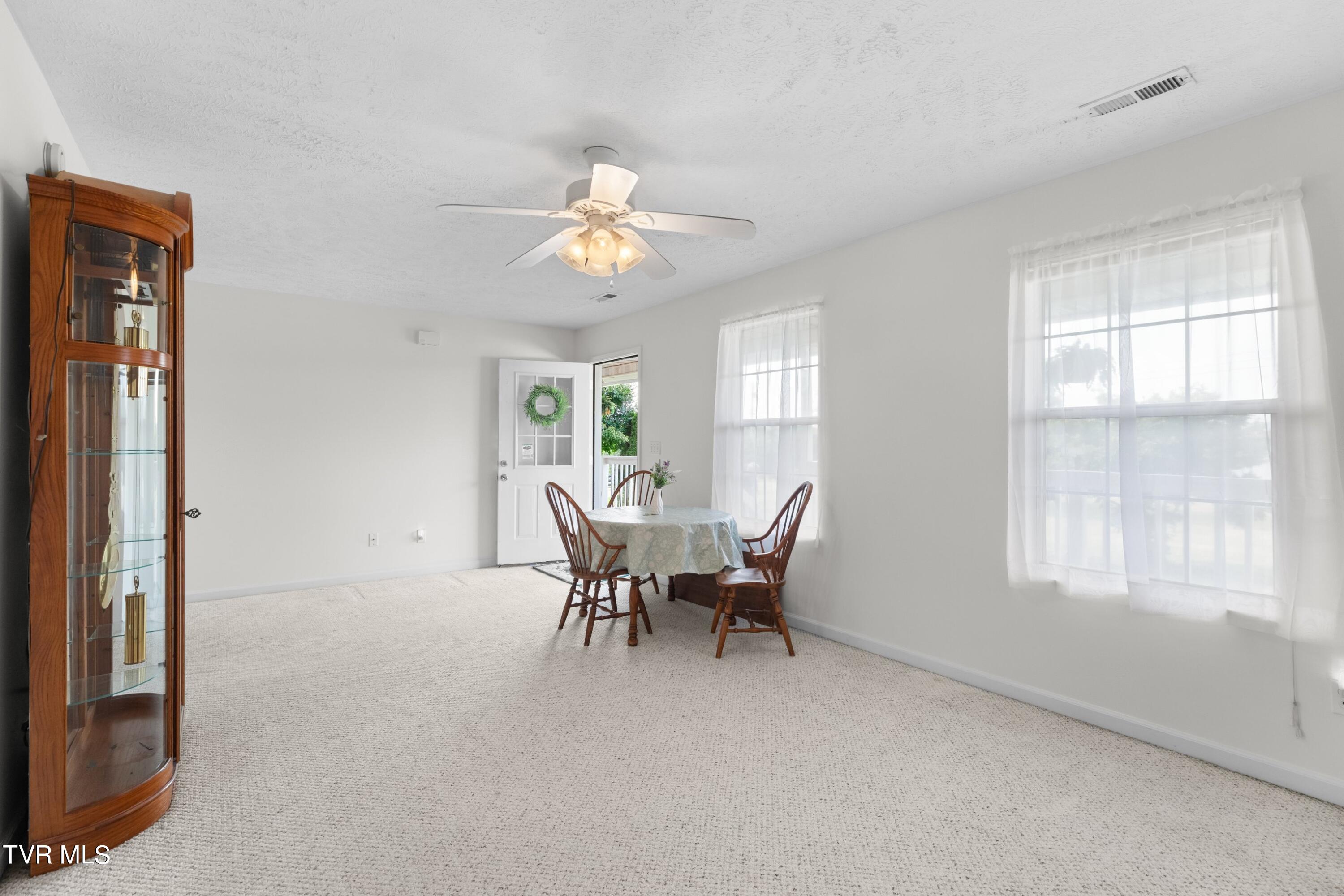 665 Ross Drive Drive, Dandridge, Tennessee image 6