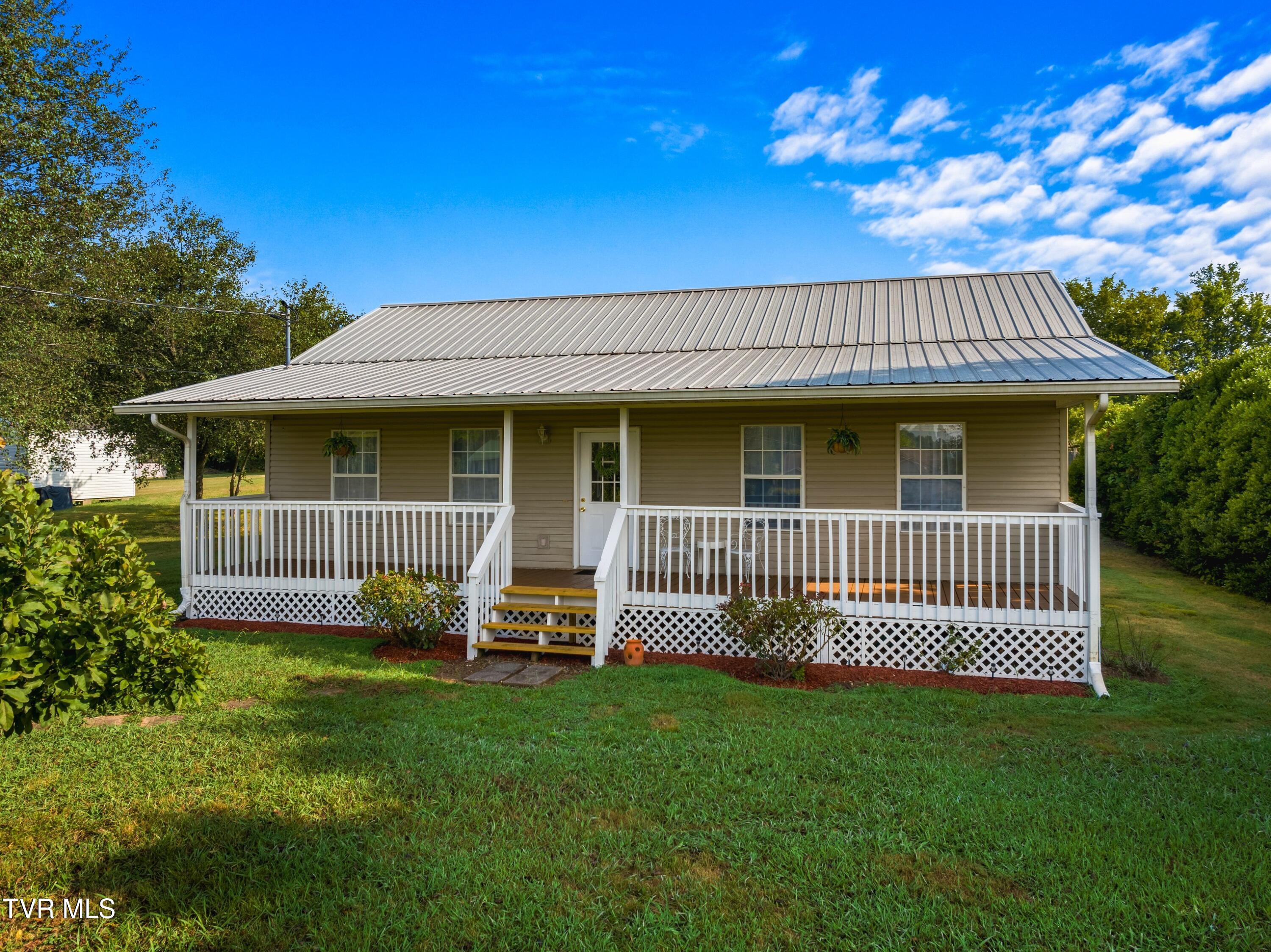 665 Ross Drive Drive, Dandridge, Tennessee image 1
