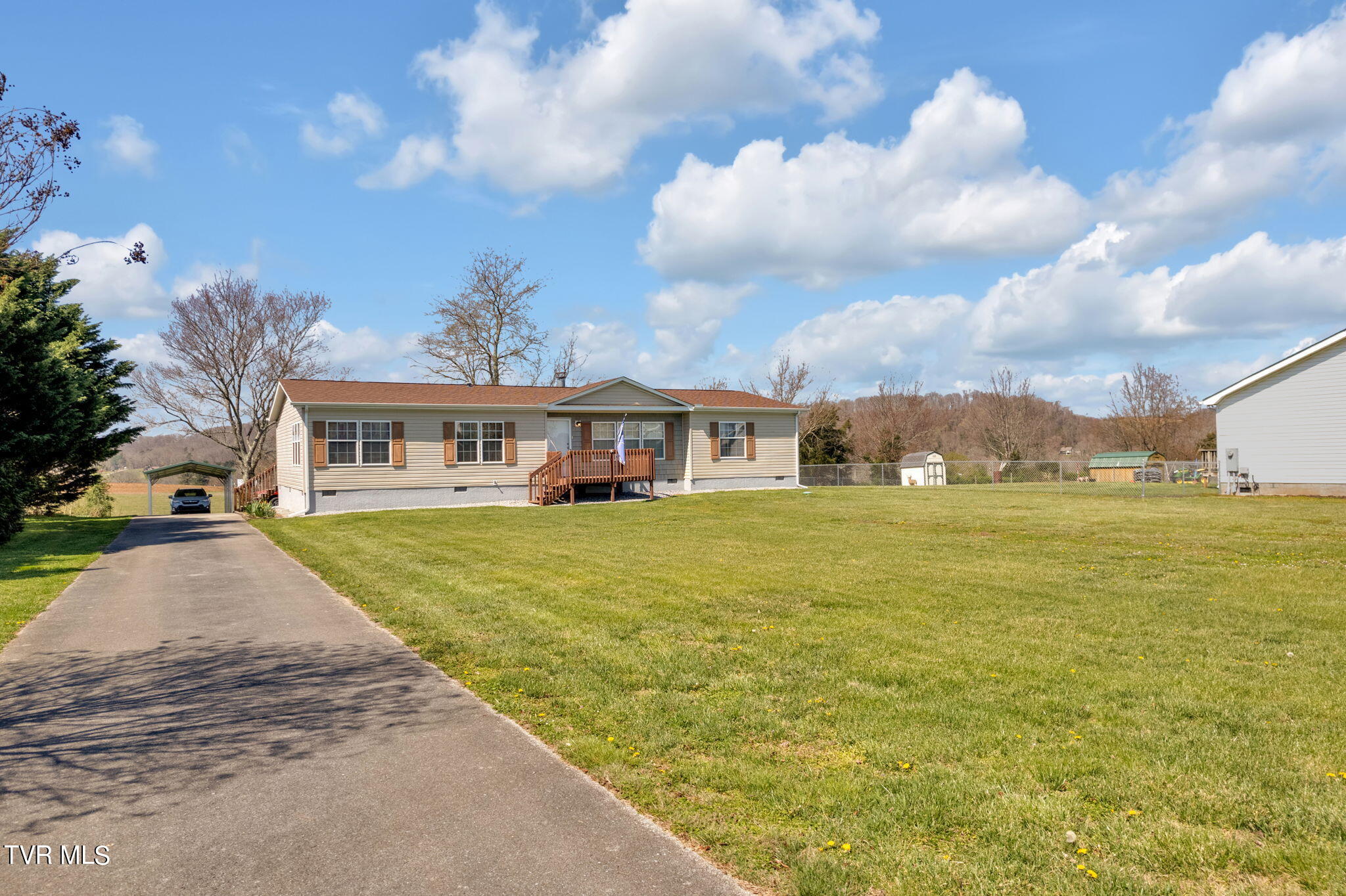 460 Ebenezer Loop, Chuckey, Tennessee image 1