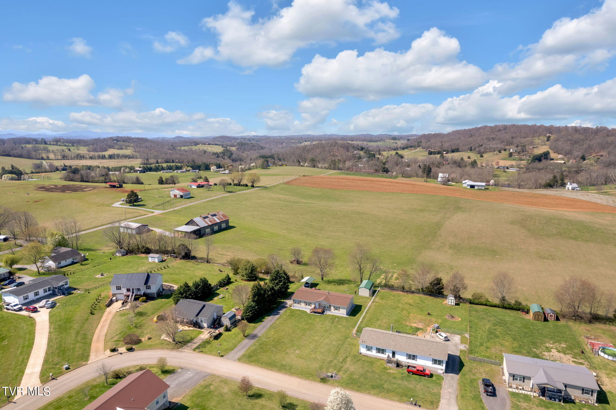 460 Ebenezer Loop, Chuckey, Tennessee image 6