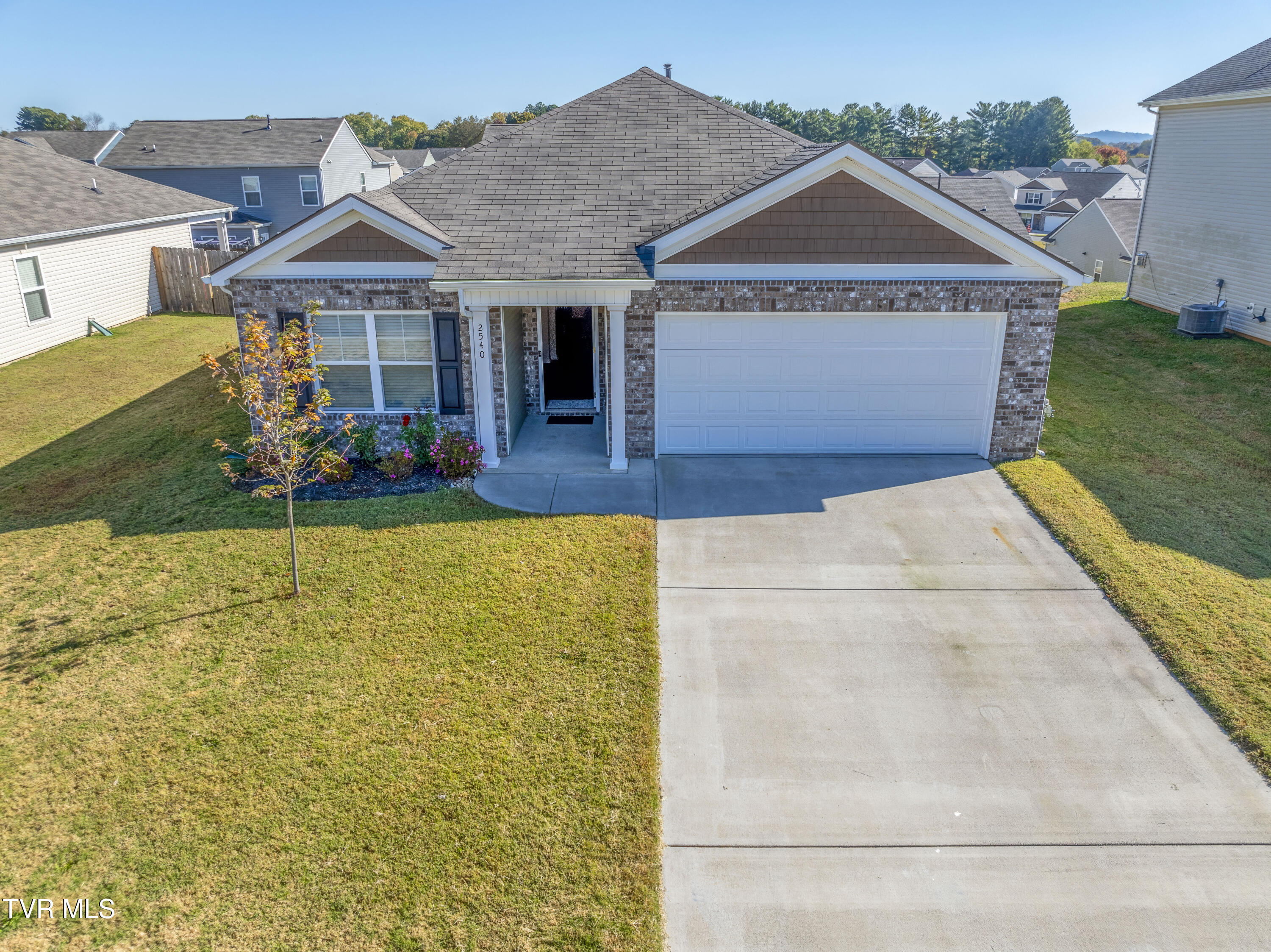 2540 Lucille Lane, Talbott, Tennessee image 2