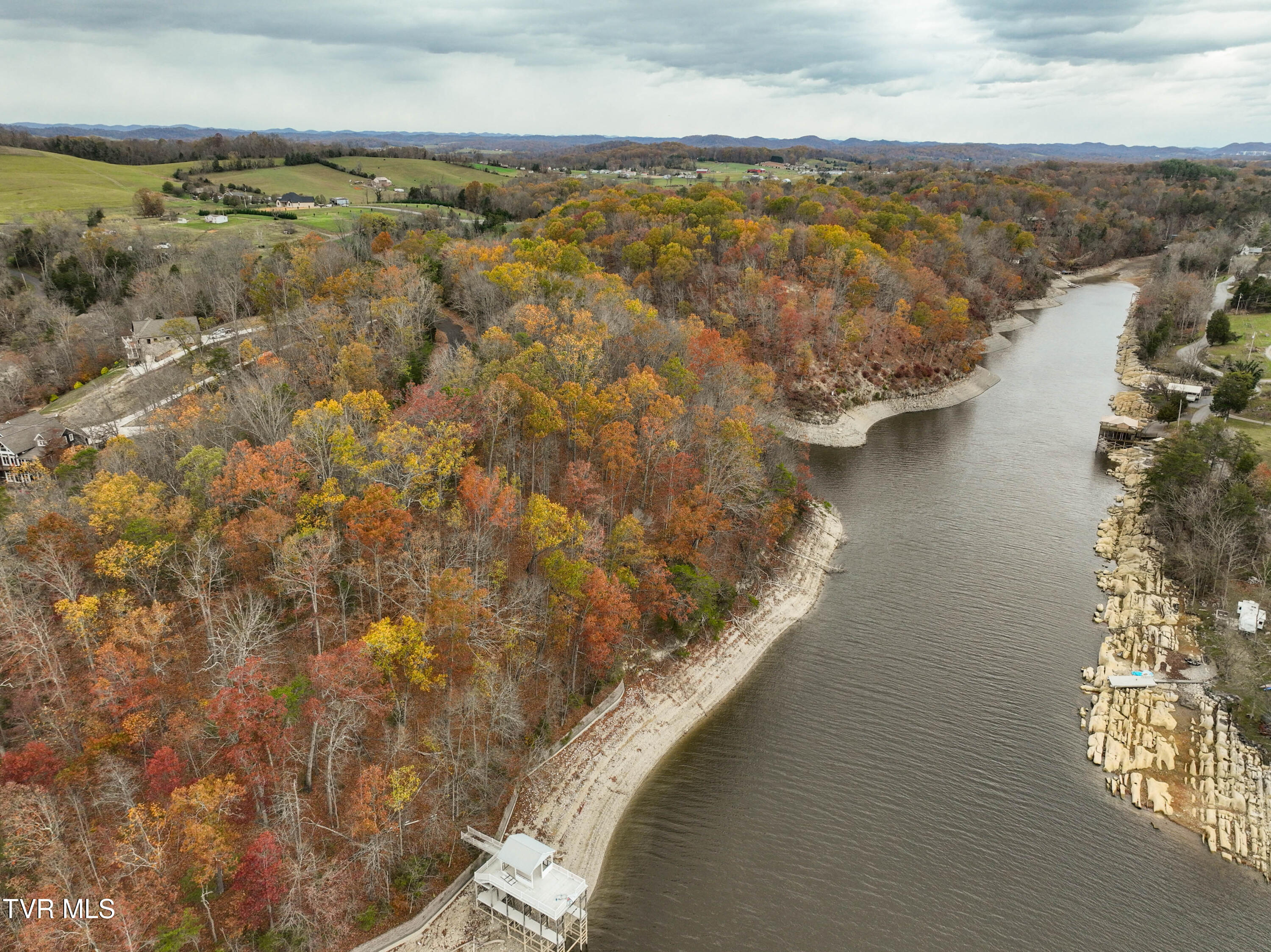 121 Pointe Drive, Piney Flats, Tennessee image 19