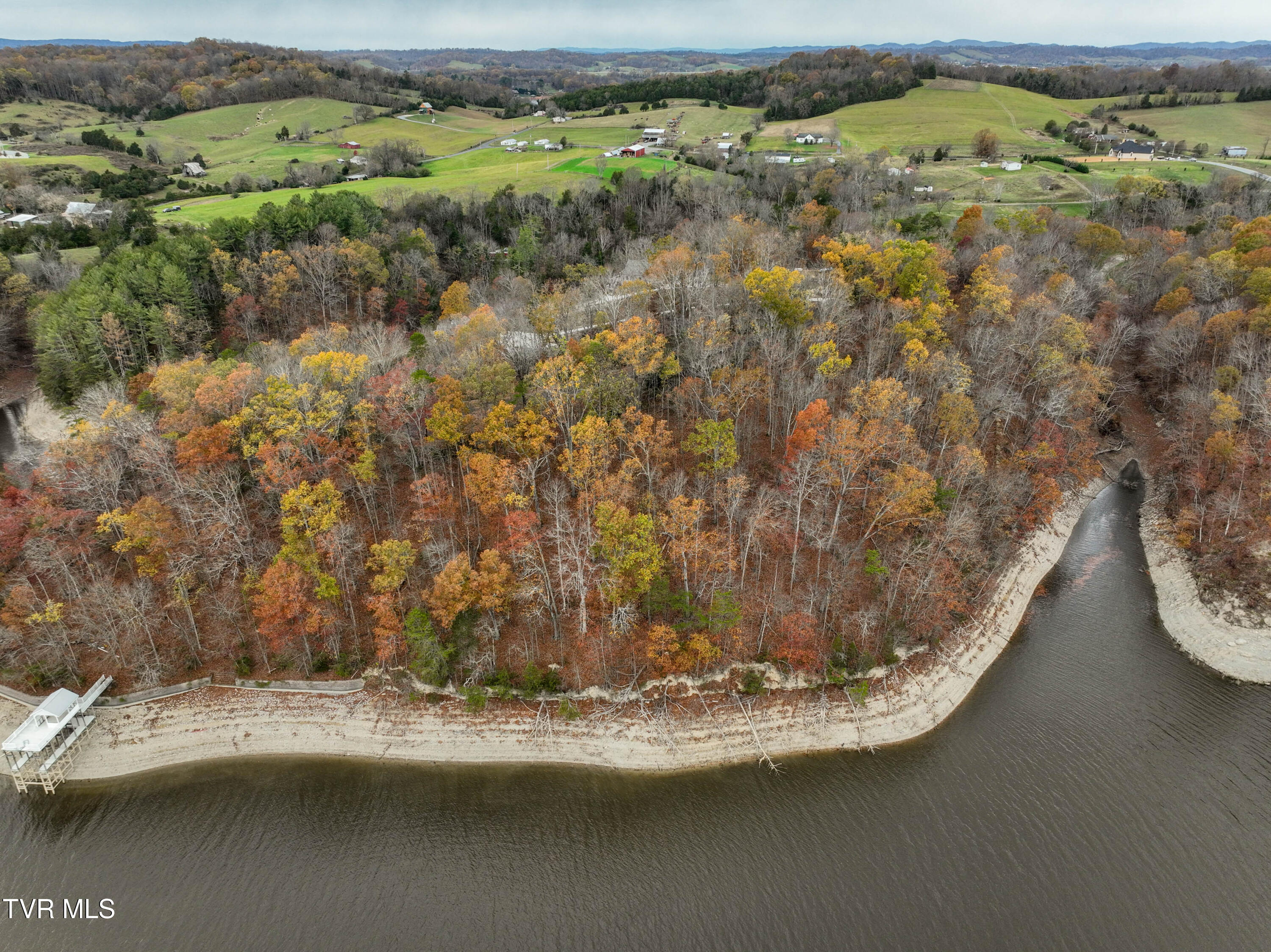 121 Pointe Drive, Piney Flats, Tennessee image 15